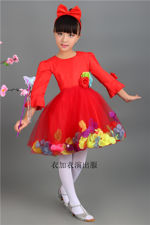 Pre-order ชุดแฟนซี ชุดแสดง ชุดกระโปรงแขนยาว คอกลม แต่งดอก กระโปรงฟูฟ่อง