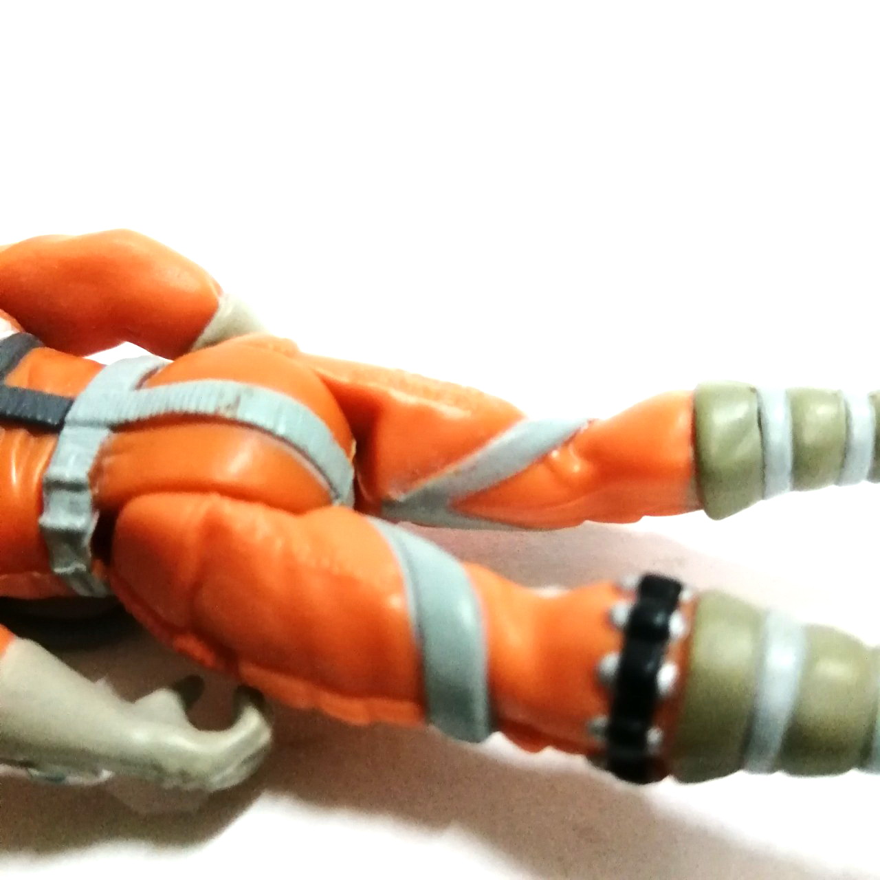 ฟิกเกอร์ ขนาด3.75 ขนาดตามรูป นักบินx-wing เวดด์ แอนทิลเลส สภาพดี มีเท่าที่เห็นในภาพ