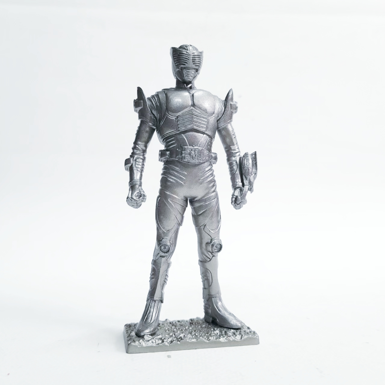 ***มีรอยบิ่นที่หูเล็กน้อย มือสองสภาพดี มีรอยบ้างงานโลหะ 5 นิ้วไรเดอร์ริวคิ ยืนฐาน ทำจากโลหะ ไม่ลงสี ขนาดตามรูป