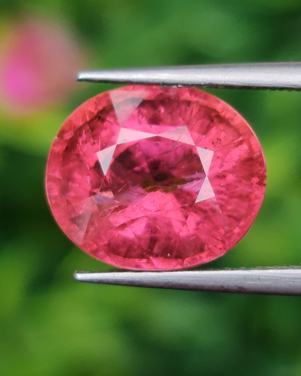 พลอย ชมพู พิ้งค์ ทัวร์มารีน (Pink Tourmaline) 4.87 กะรัต (Cts.) อัญมณีมงคลประจําวันเกิด เครื่องประดับพลอย