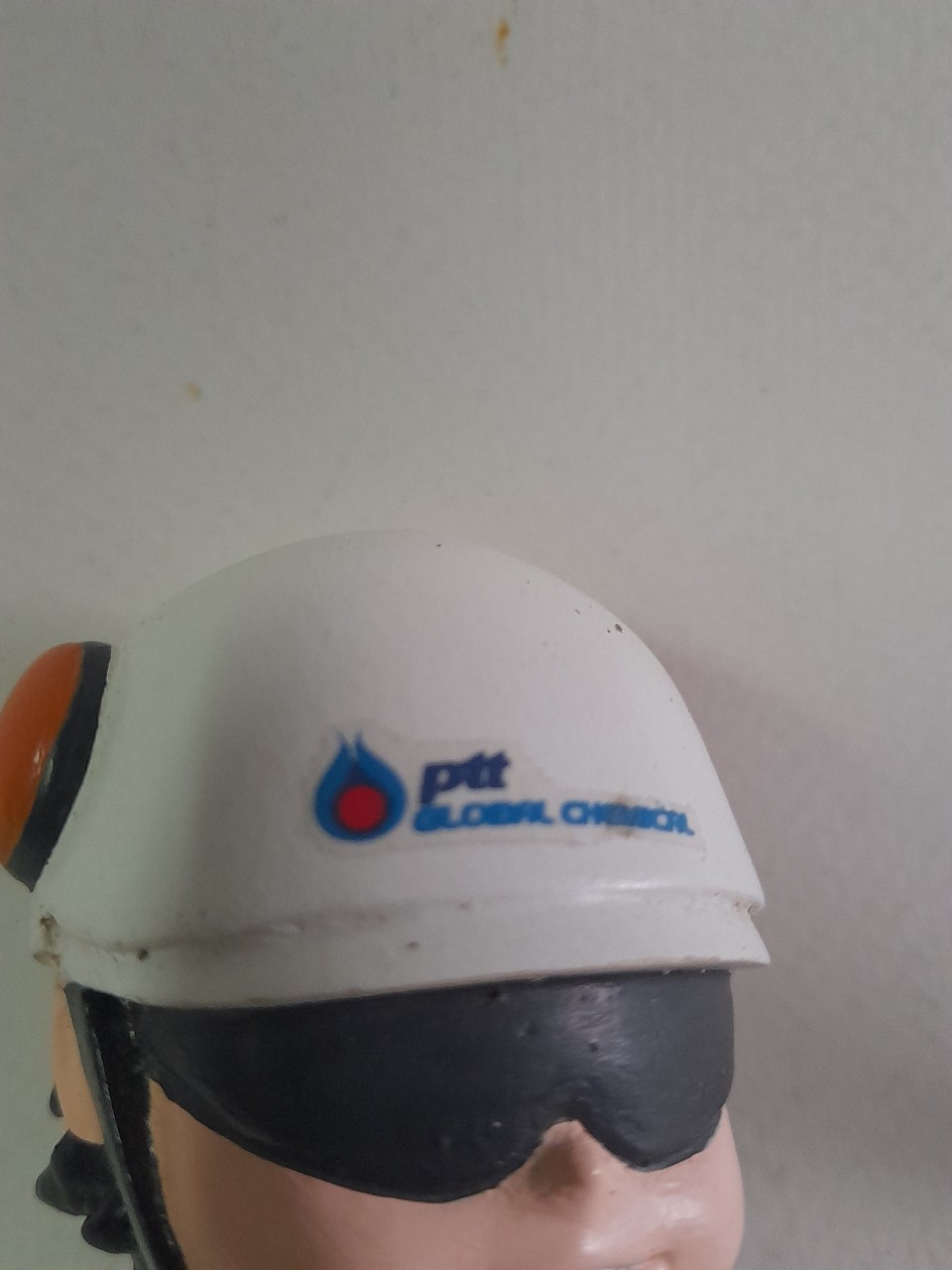 มีหลายภาพ ตุ๊กตามาสค๊อต PTT Global Chemical มีตำหนิบ้าง ของมีตามภาพ ท่านั่งขนาดประมาณ 3นิ้ว