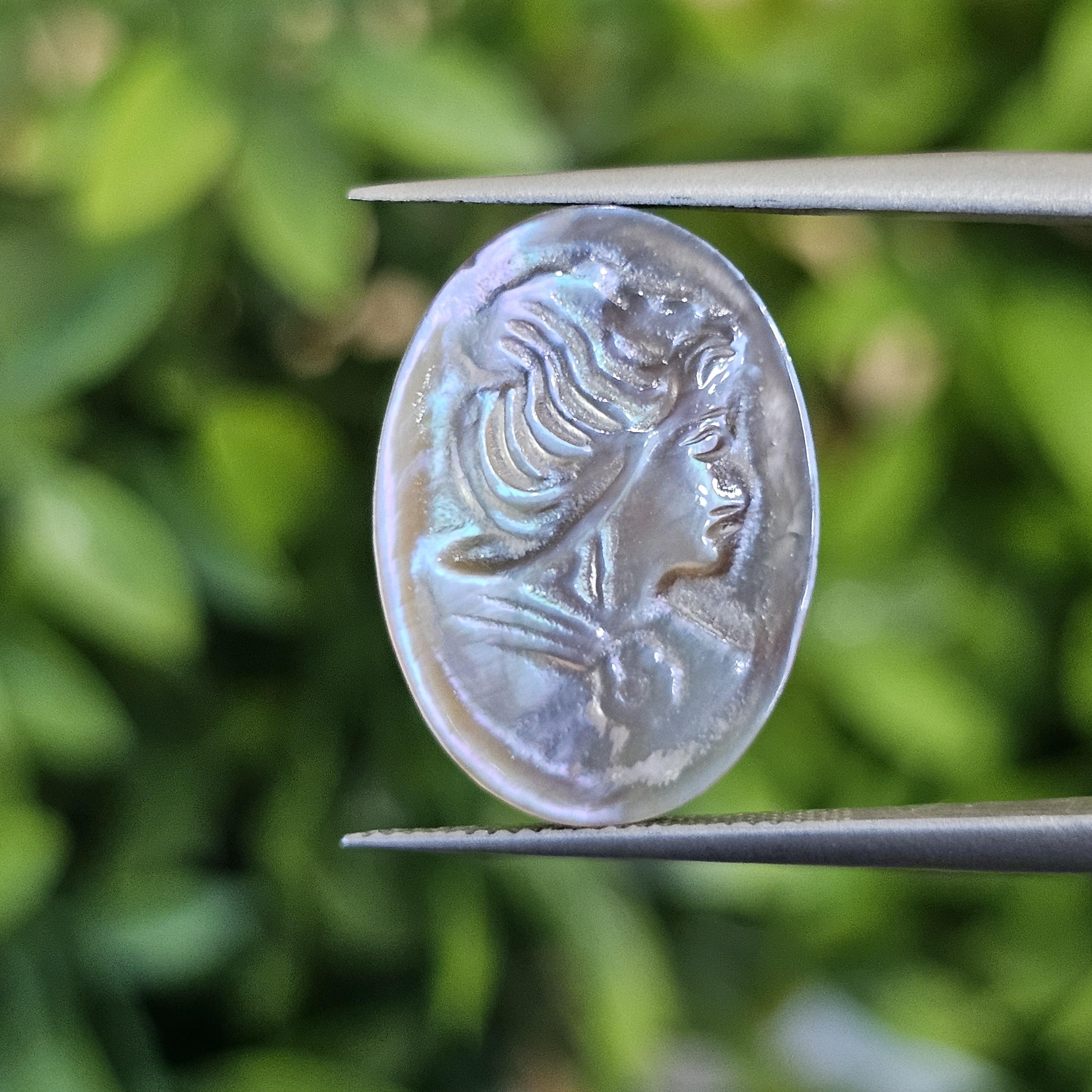 เปลือกหอยมุก แกะสลัก Pearl Shell Carved 3.80 กะรัต (Cts.)