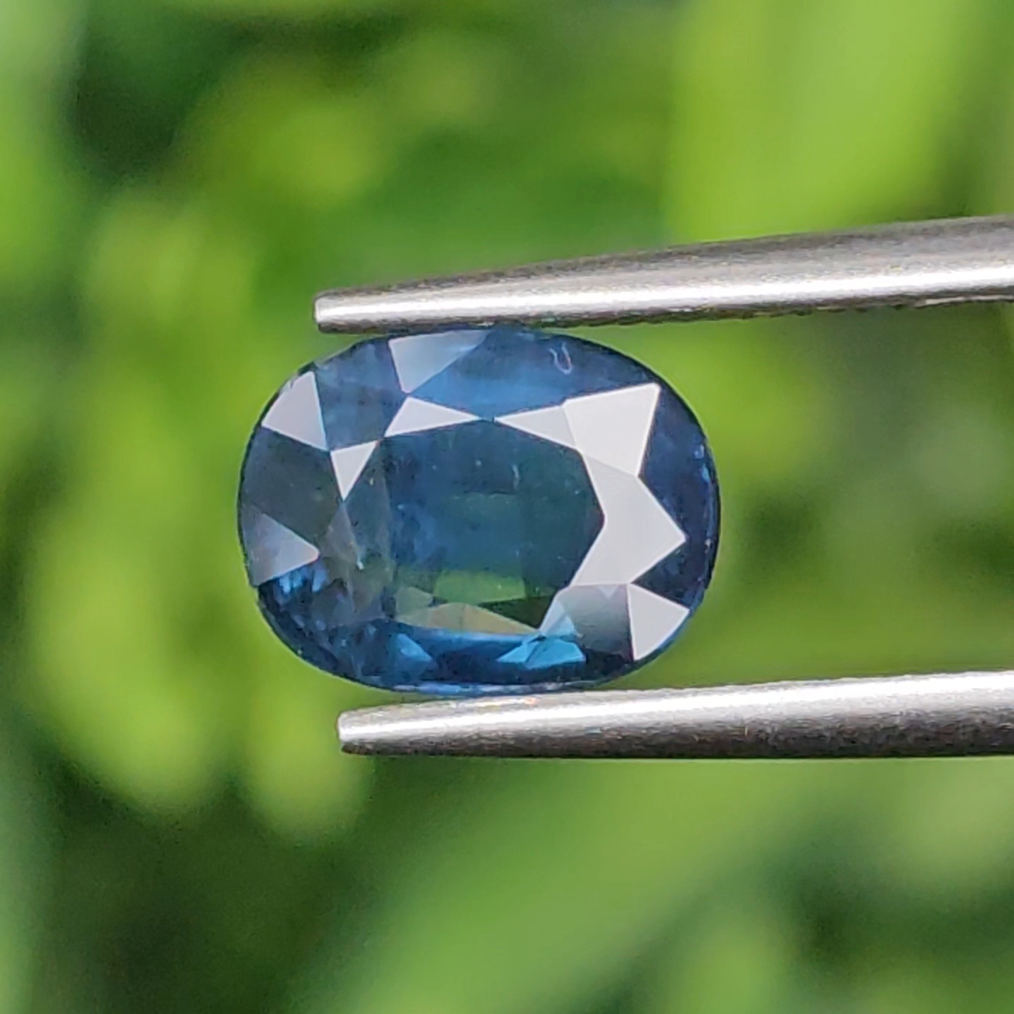 พลอย ไพลิน Blue Sapphire 2.64 กะรัต (Cts.) พลอยแท้ อัญมณีมงคลประจําวันเกิด เครื่องประดับพลอย