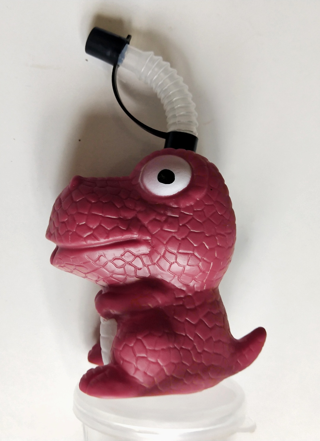 กระบอกใส่น้ำ ขวดน้ำพลาสติกใส พร้อมท็อปเปอร์ไดโนเสาร์สีน้ำตาล ของสะสมจากบิ๊กซี