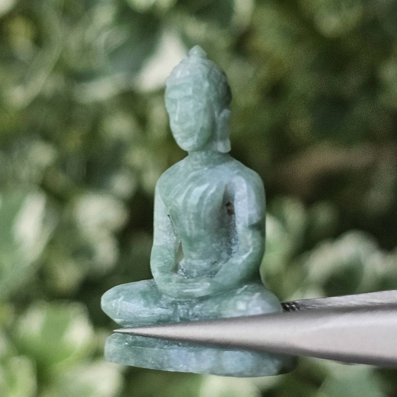 หยก แกะสลัก รูป พระ (Burmese jadeite) 18.9 กะรัต (cts.) หยก พม่า แท้