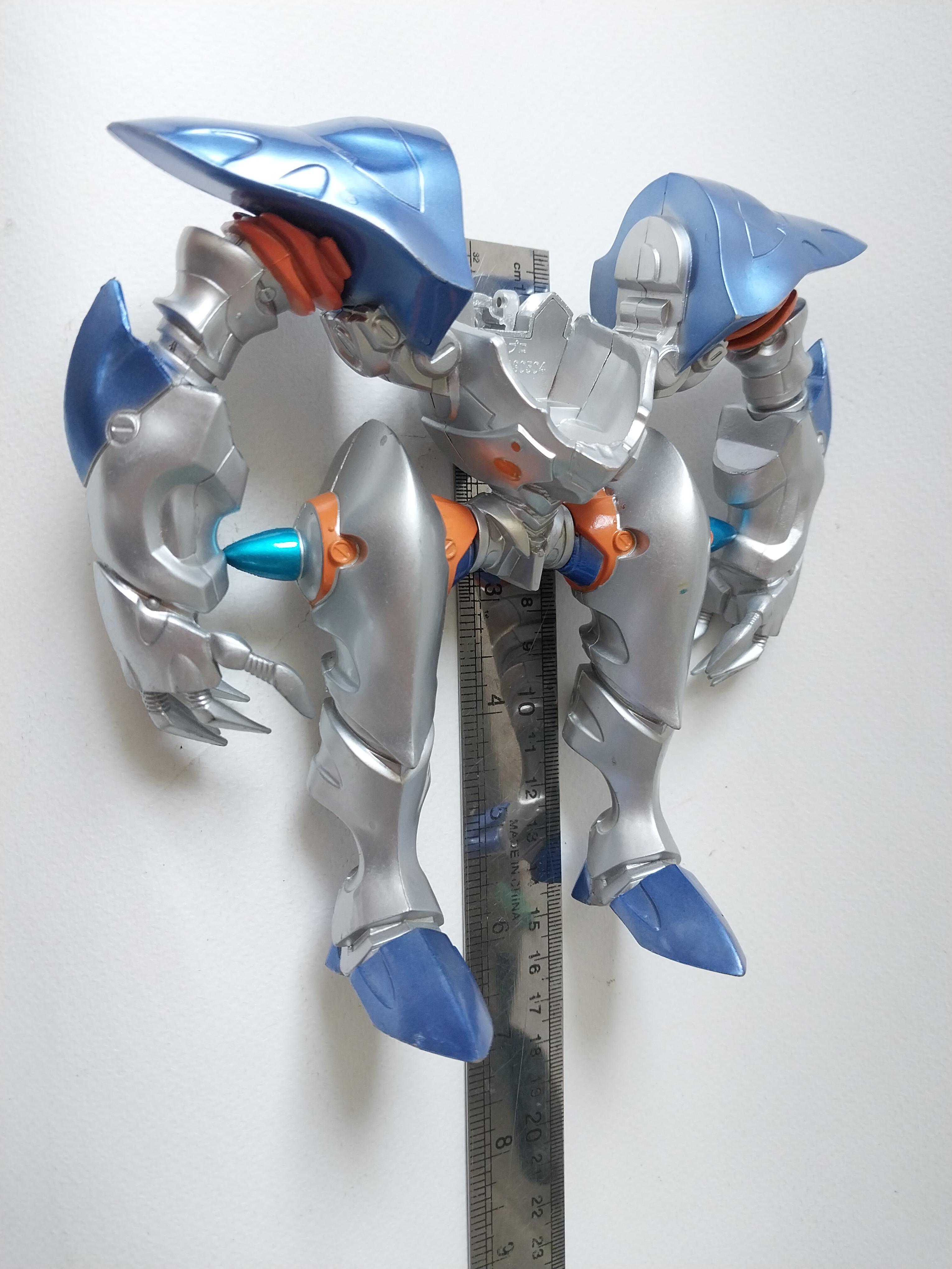 มีหลายภาพ ของมีตามรูป ,ฟิกเกอร์ยางตัน ขนาดตามรูป โรบอทของมนุษย์ดาวคูล จากอุลตร้าแมนซีโร่ มือสองตามสภาพ