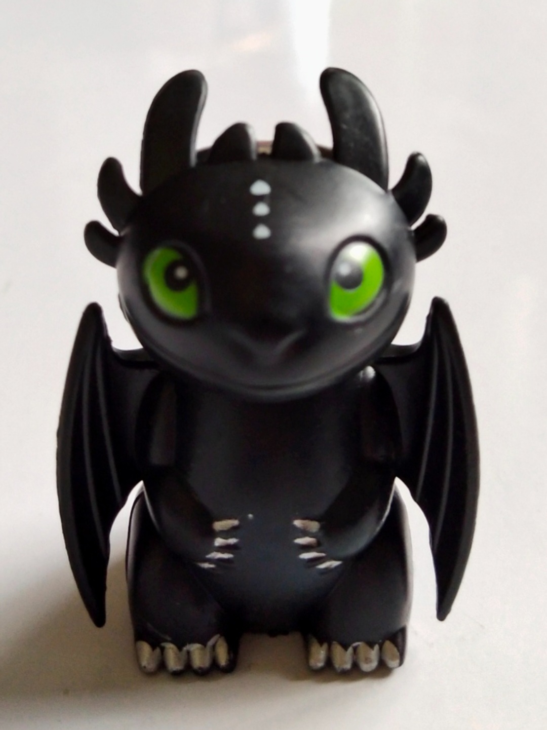 ของเล่น ของสะสม ตุ๊กตาพลาสติก แคแรคเตอร์ จากเรื่อง ไอ้เขี้ยวกุด ตัวขนาดเล็ก เปิดปิดลำตัวที่แบ่งครึ่งซีกได้ ขนาดตามภาพ ขายทั้งชุด4ตัว