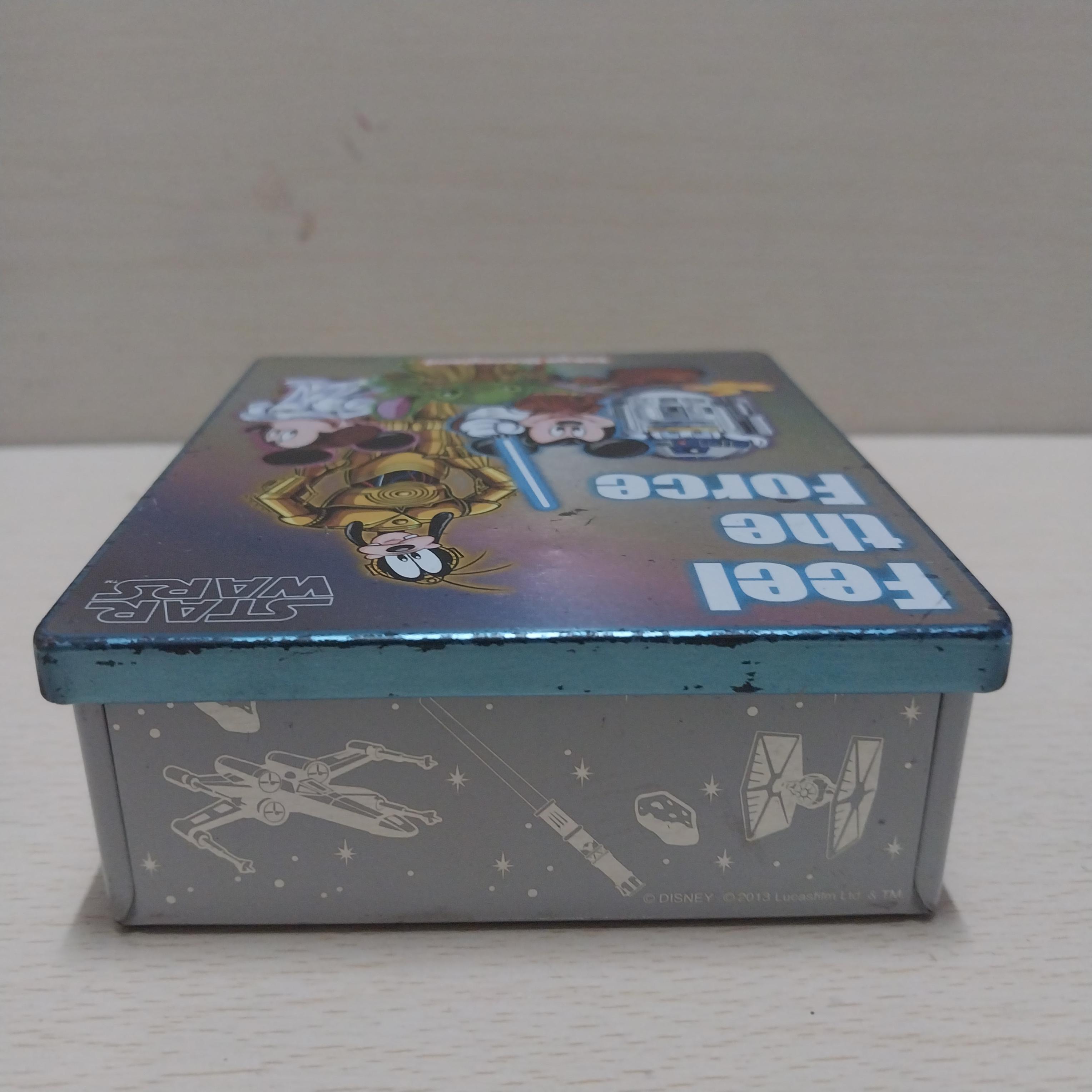 มีหลายภาพ มีรอยบ้าง ตามภาพ, กล่องโลหะลายสตาร์วอร์ ขนาดตามภาพ Star Wars Feel the Force ,Tokyo Disneyland