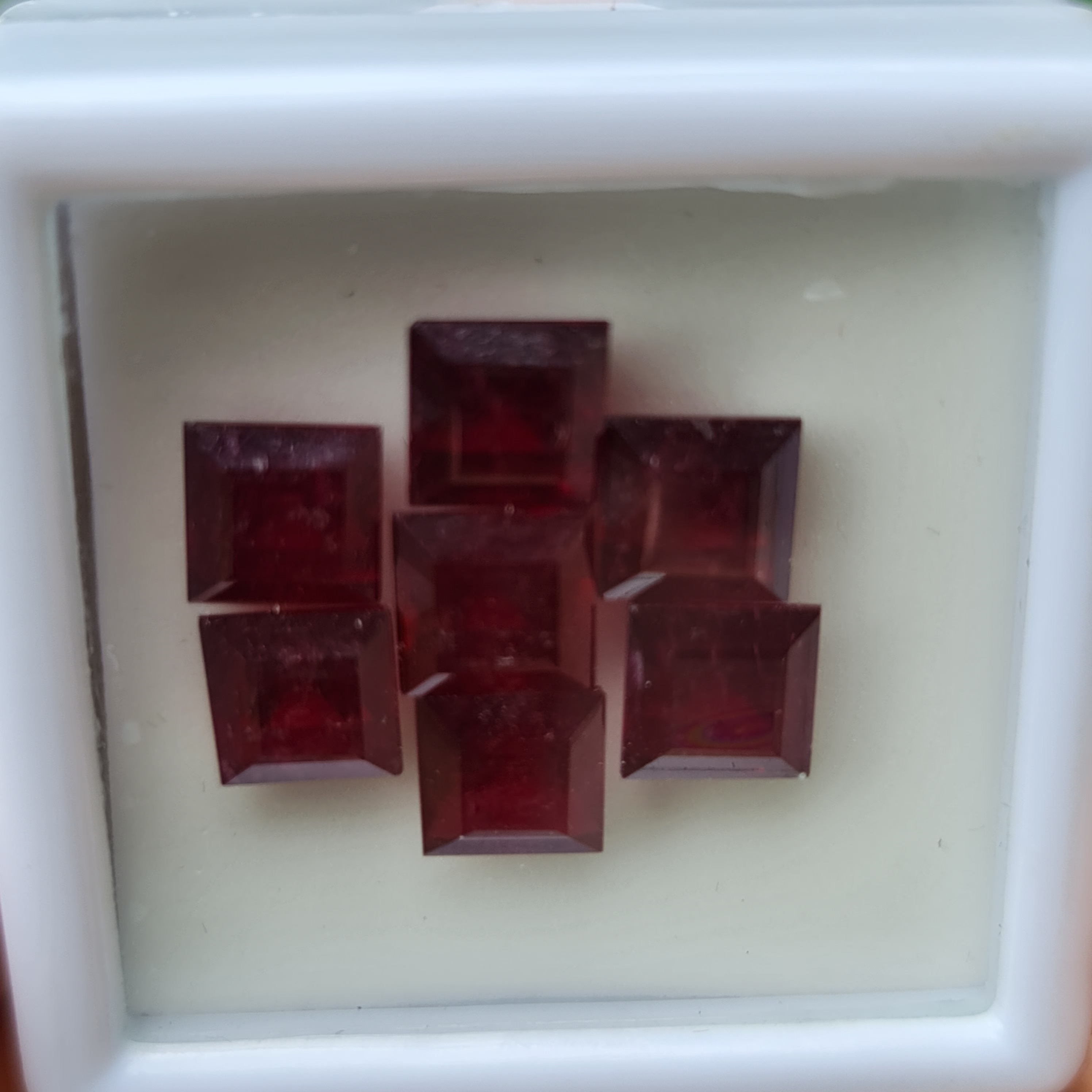 พลอย ทับทิม Ruby sapphire 7 เม็ด 18.7 กะรัต (Cts.) พลอยแท้ อัญมณีมงคลประจําวันเกิด เครื่องประดับพลอย