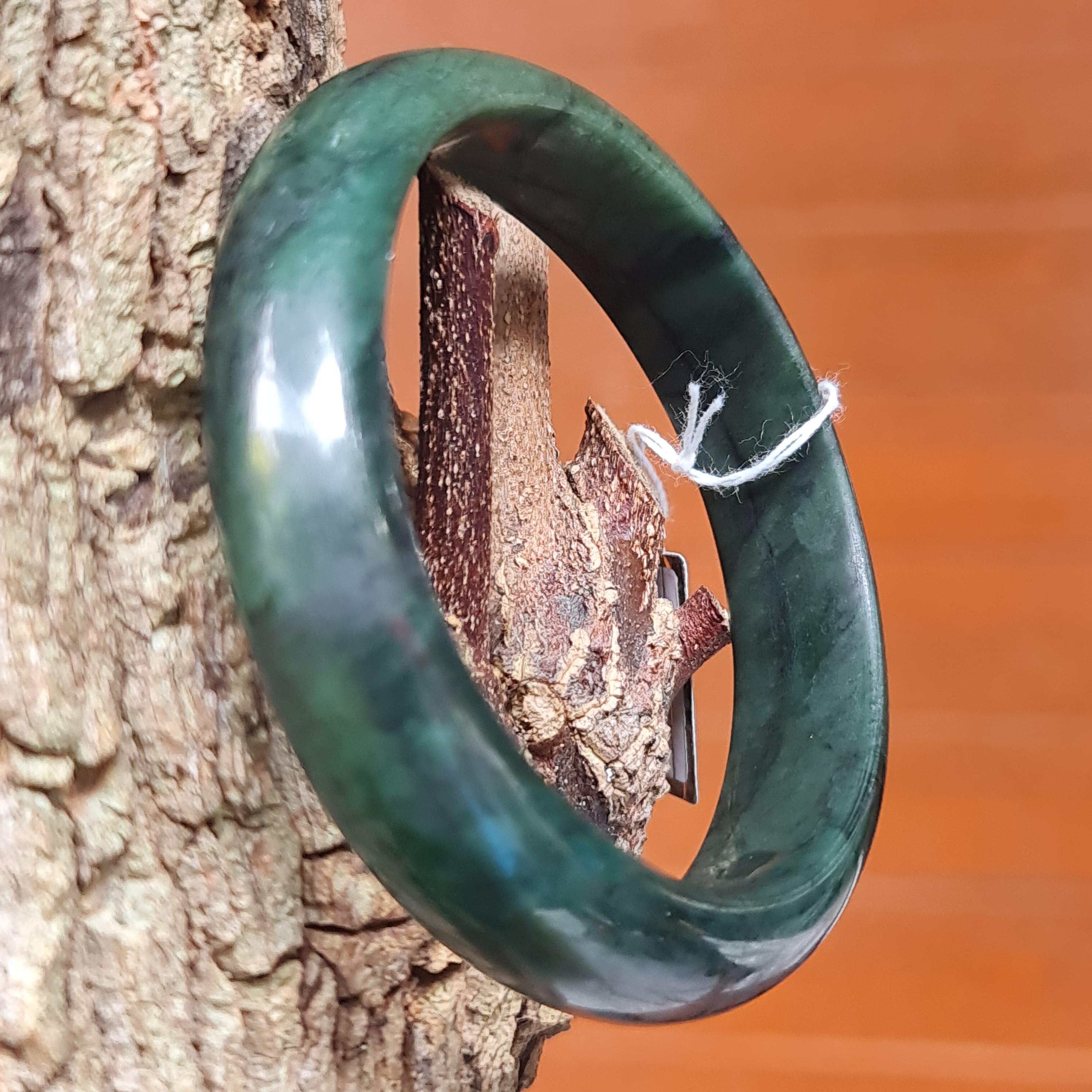 JB6804064 หยก พม่า แท้ Jade กำไลหยก 57.7 มม. (Jadeite bracelet) พม่า (Myanmar)