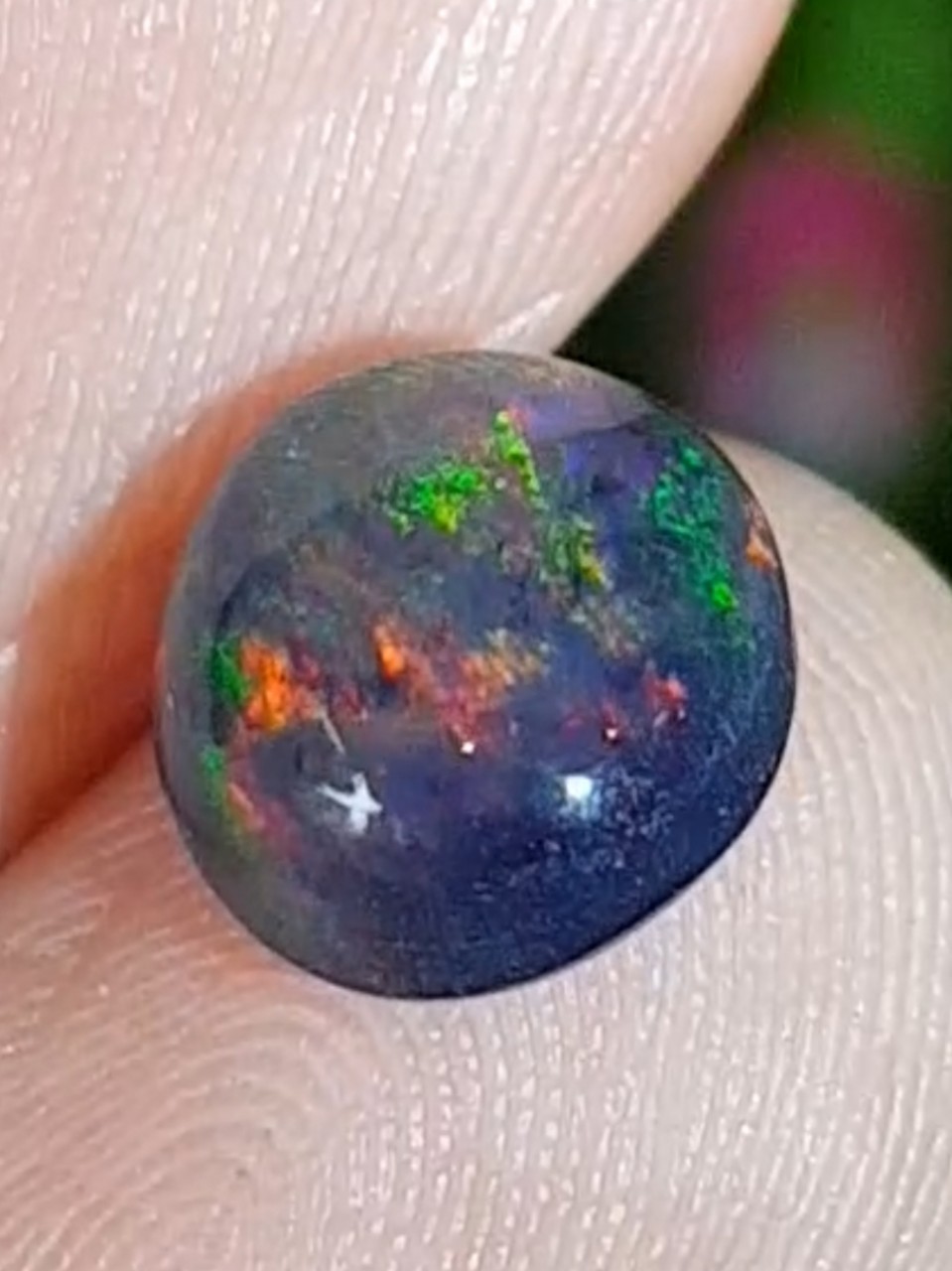 พลอย แบล็ก โอปอล Black Opal 1.24 กะรัต (Cts.) พลอยแท้ อัญมณีมงคลประจําวันเกิด เครื่องประดับพลอย