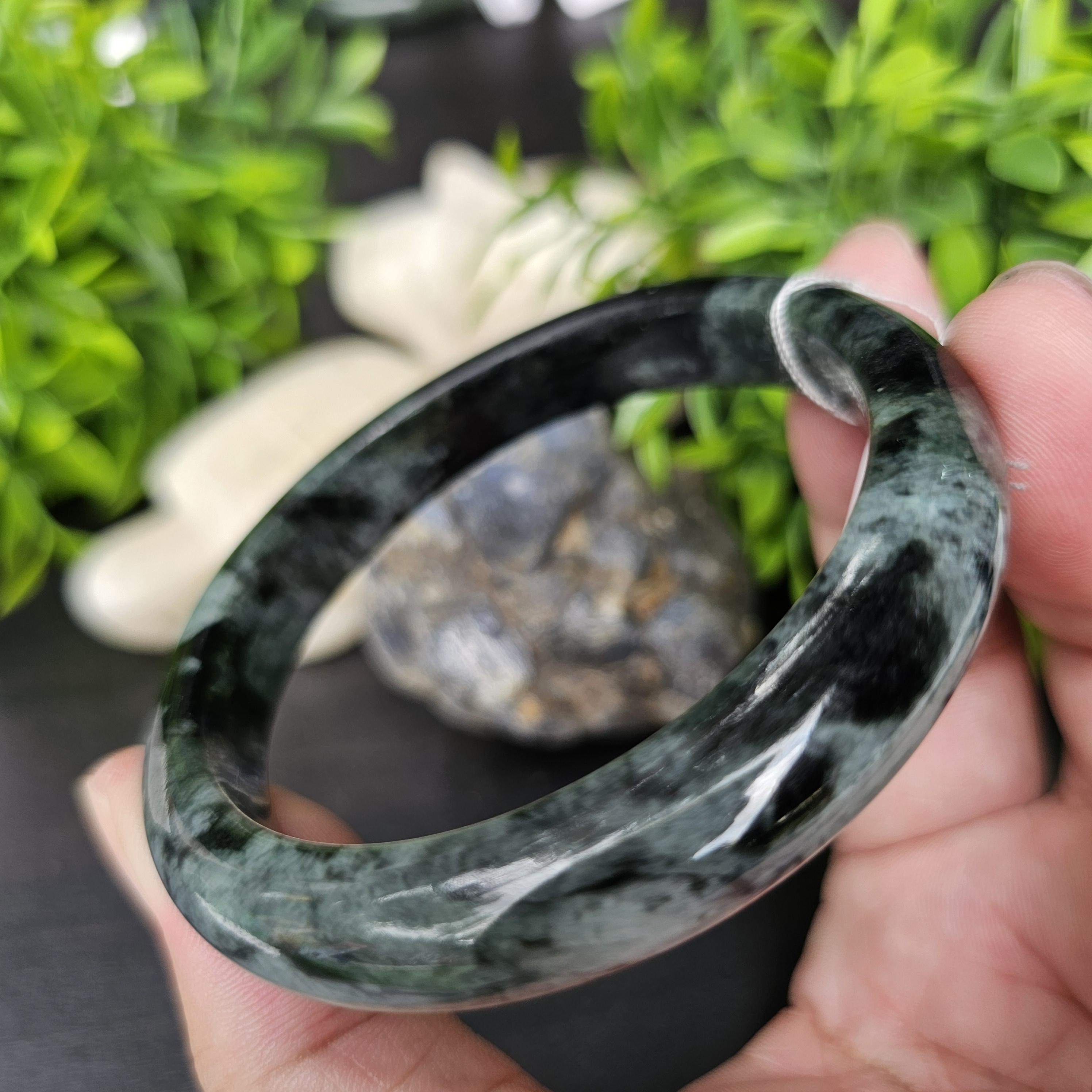 JB6804131 หยก พม่า แท้ Jade กำไลหยก 62.9 มม. (Jadeite bracelet) พม่า (Myanmar)