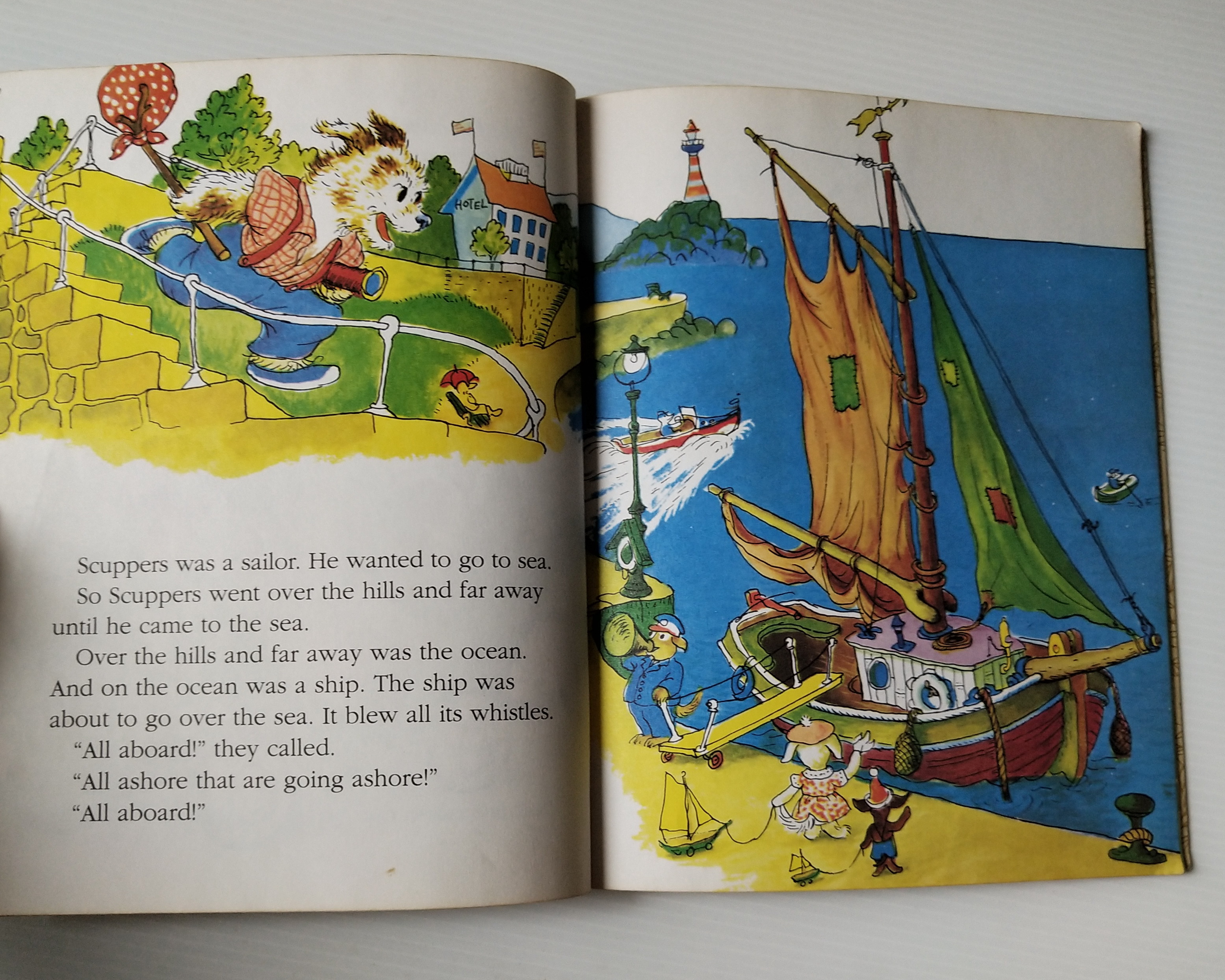 หนังสือนิทานเด็กฉบับภาษาอังกฤษ The Sailor Dog โดย Margaret Wise Brown ภาพโดย Garth Williams ,Golden Book New York
