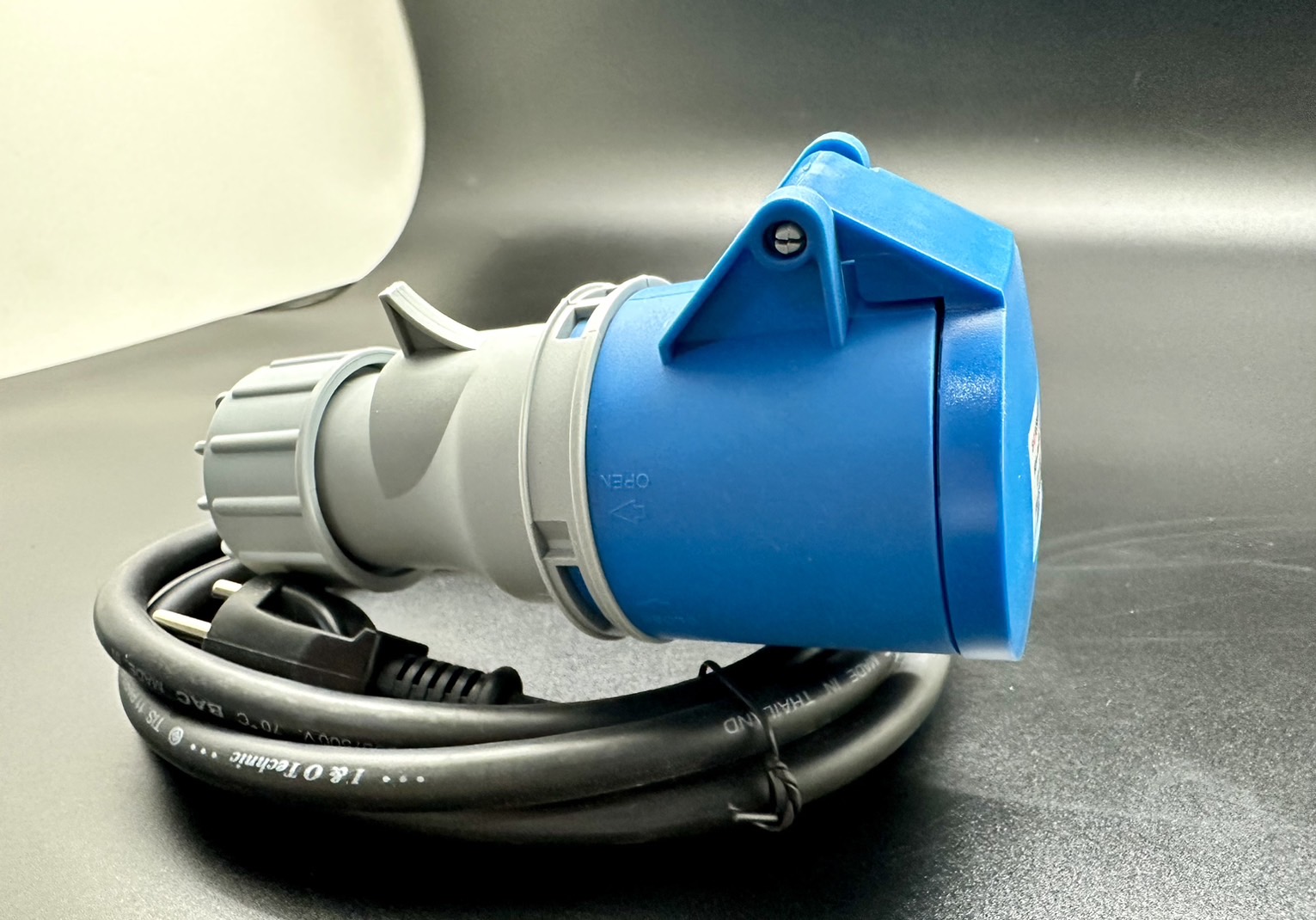 สายไฟVCT มีปลั๊ก หัวเพาเวอร์ปลั๊ก 32A 2P+E ยาว 2 เมตร