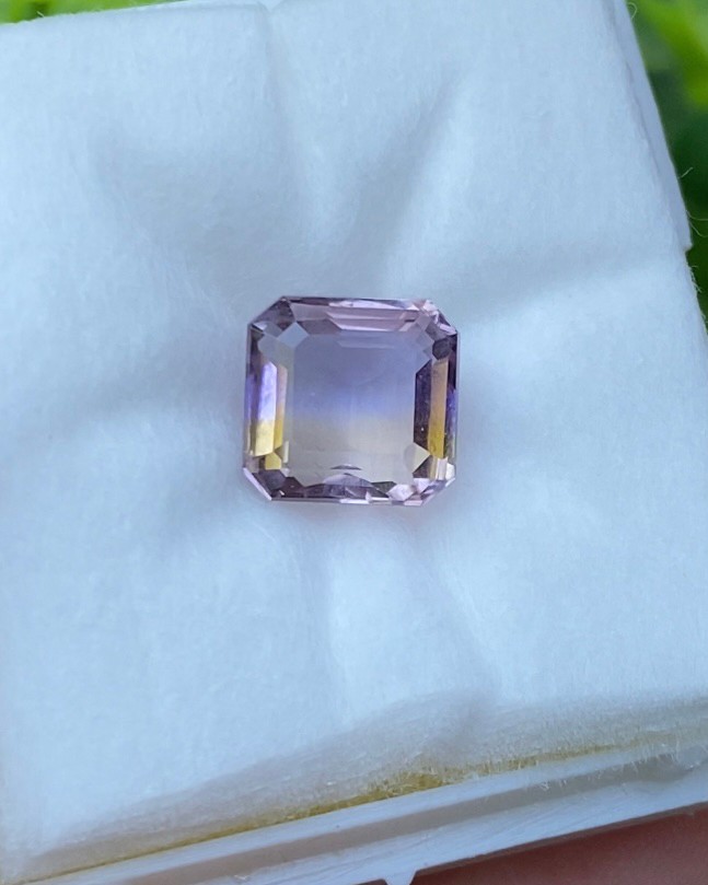 พลอย อเมทริน Natural Ametrine 3.53 กะรัต (Cts.) พลอยแท้ อัญมณีมงคลประจําวันเกิด เครื่องประดับพลอย