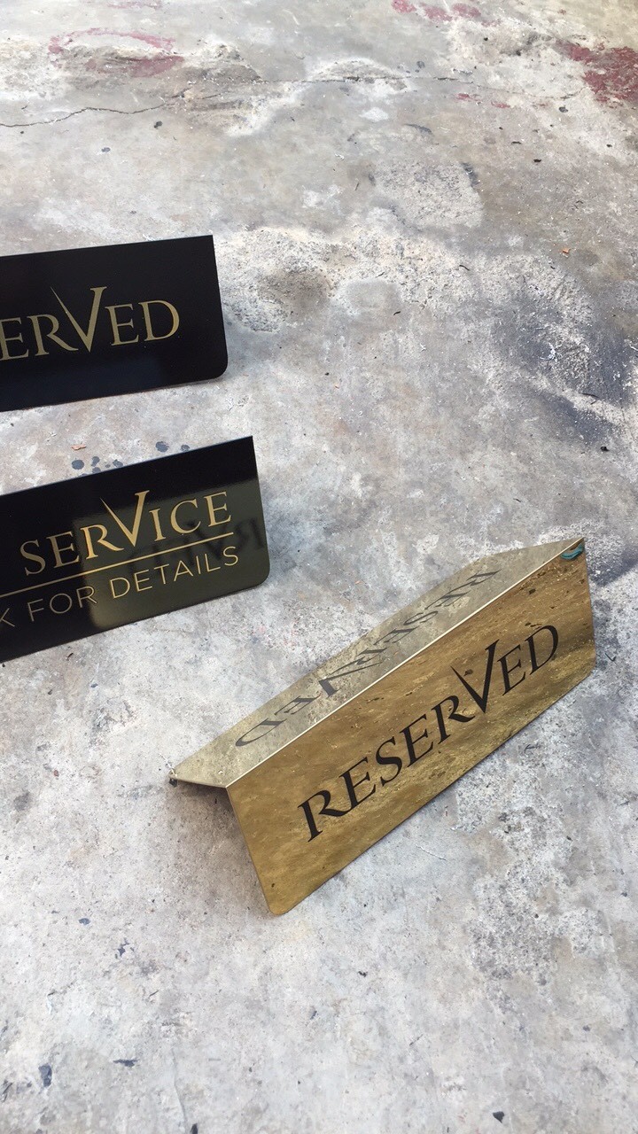 ป้ายสแตนเลสกัดกรด