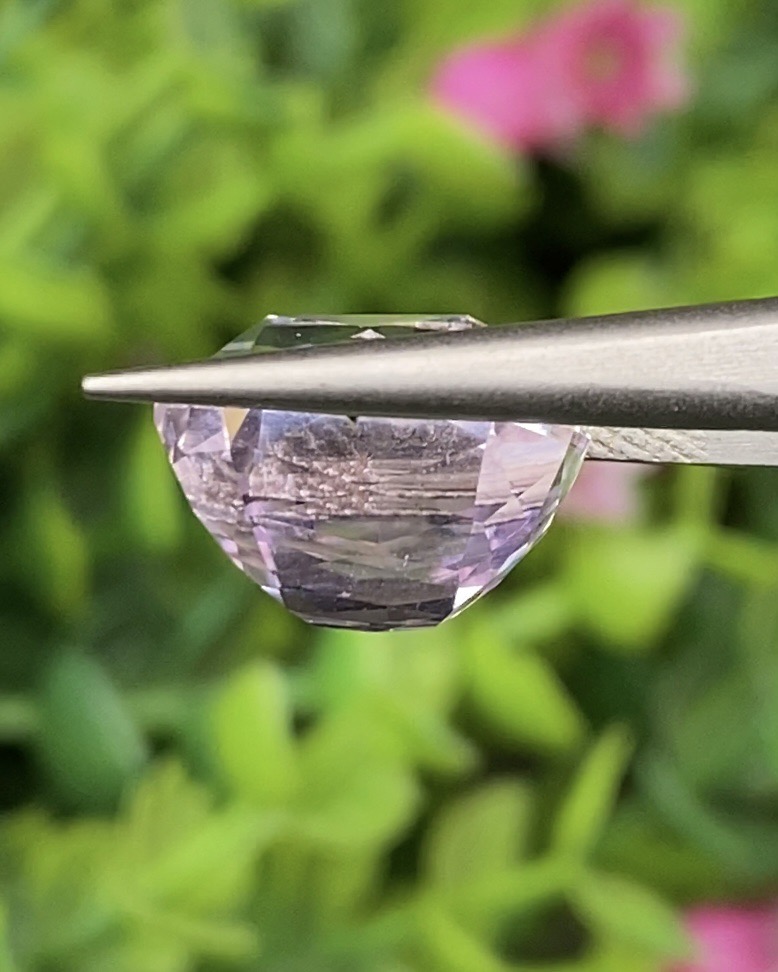 พลอย คุนไซท์ Kunzite 9.05 กะรัต (Cts.) พลอยแท้อัญมณีมงคล ประจําวันเกิด เครื่องประดับพลอย