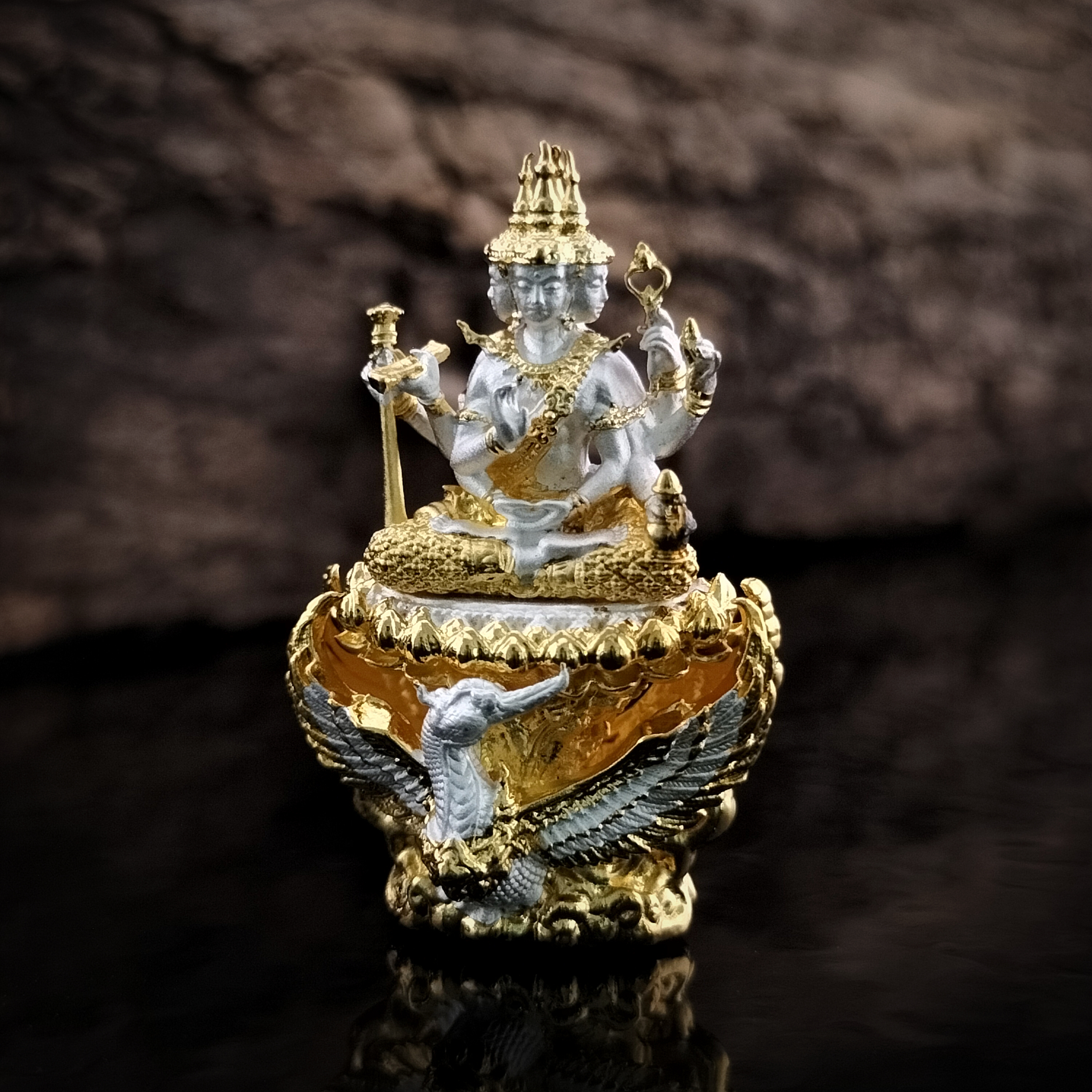 พระพรหมสยามเทวา รุ่น พรหมรังสี