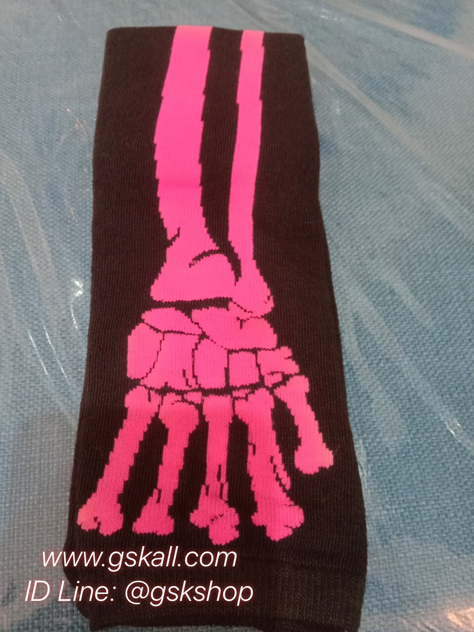 ปลอกแขนลายการ์ตูน GSK SHOP กิ๊ฟช้อบถูกใจ สนใจกดสั่งซื้อเลย