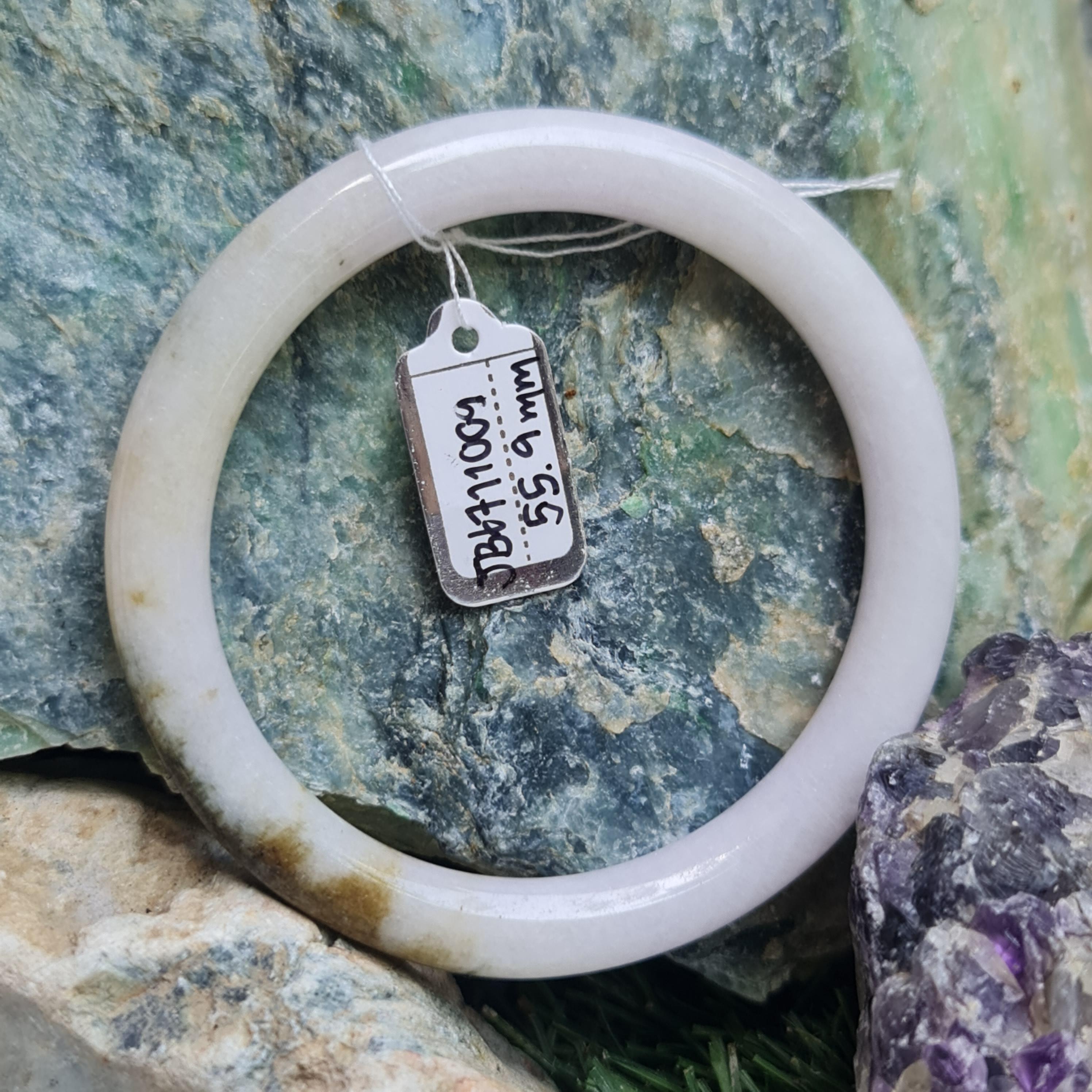 JB6711009 หยก พม่า แท้ Jade กำไลหยก 55.9 มม. (Jadeite bracelet) พม่า (Myanmar)