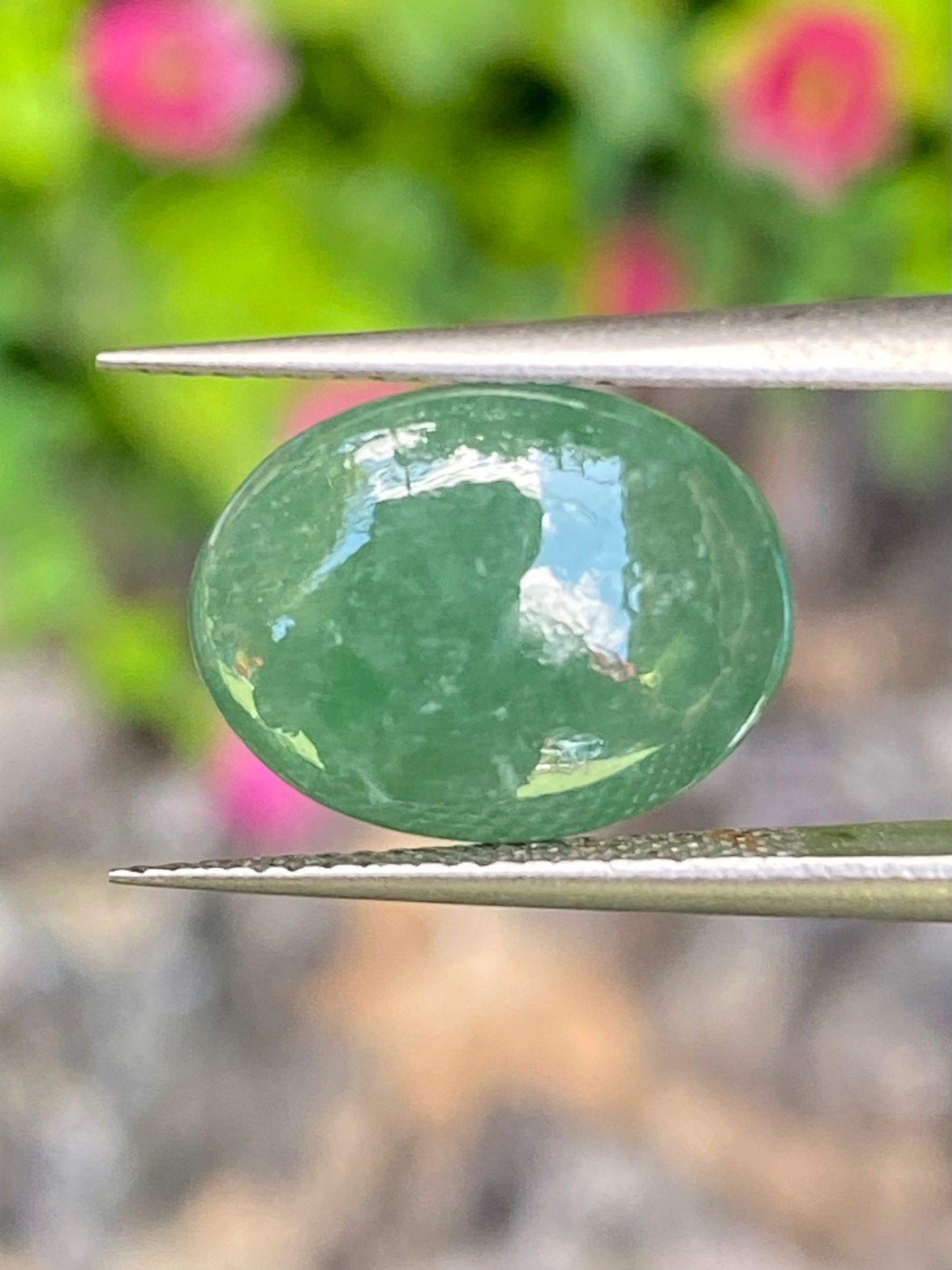 หยกพม่าเจียรนัย (Burmese jade ) 6.11 กะรัต หยกแท้ อัญมณีมงคลประจําวันเกิด เครื่องประดับหยก