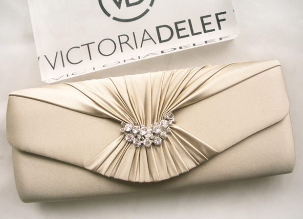 พร้อมส่ง Evening Clutch กระเป๋าออกงาน VictoriaDelef