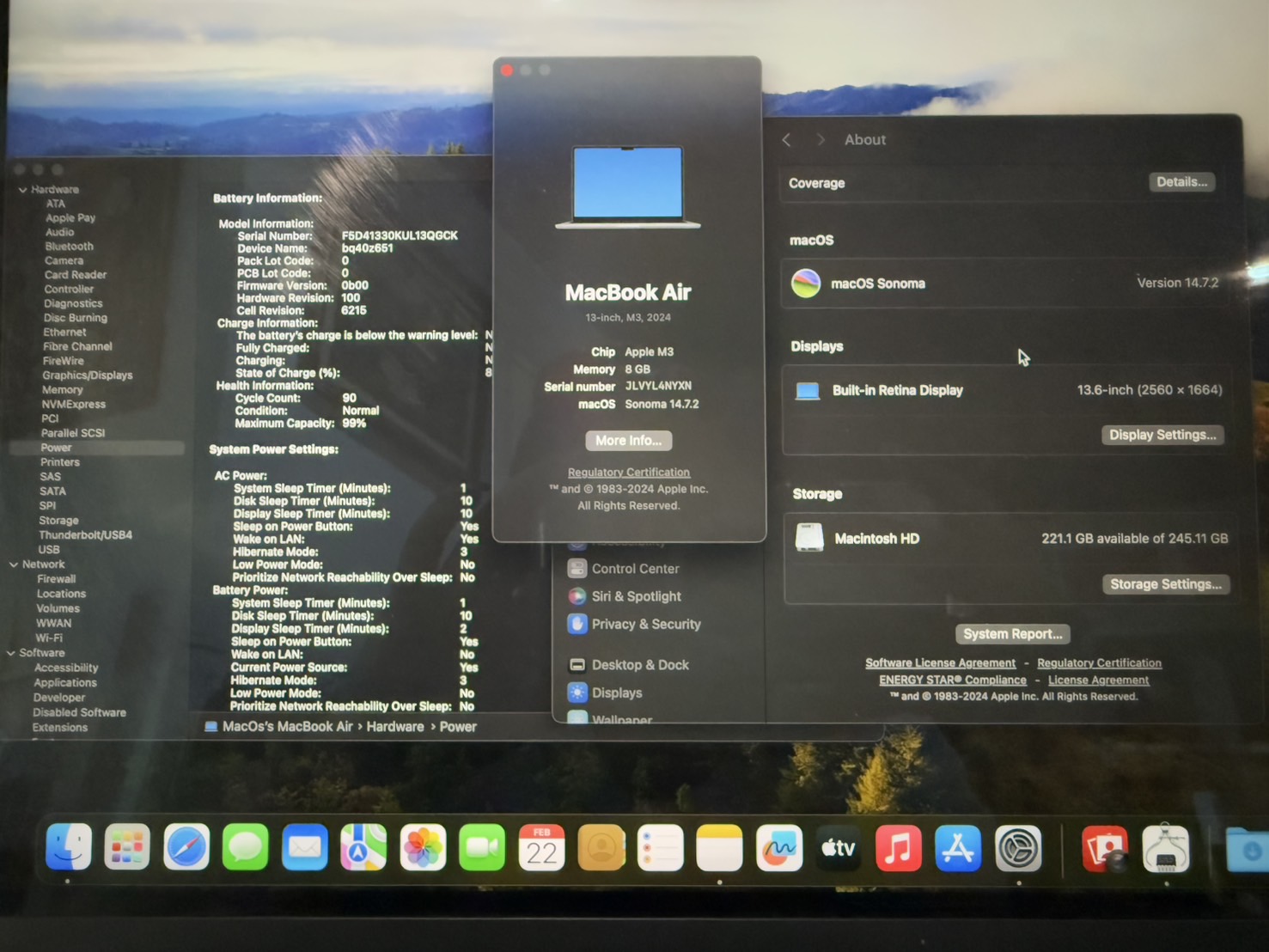 Macbook Air 13"2024(M3/8GB/SSD 256GB)+Adapter
