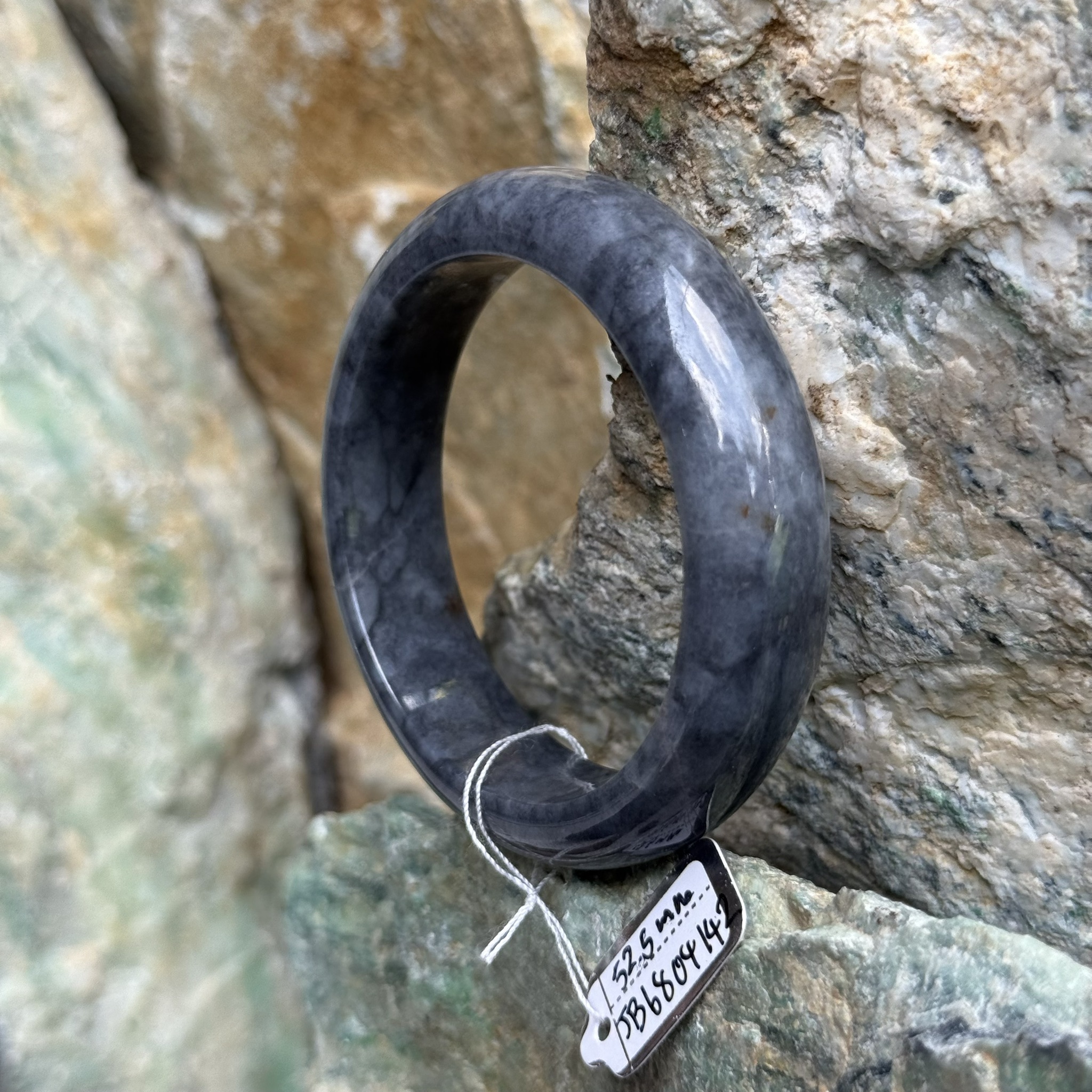 JB6804142 หยก พม่า แท้ Jade กำไลหยก 52.5 มม. (Jadeite bracelet) พม่า (Myanmar)