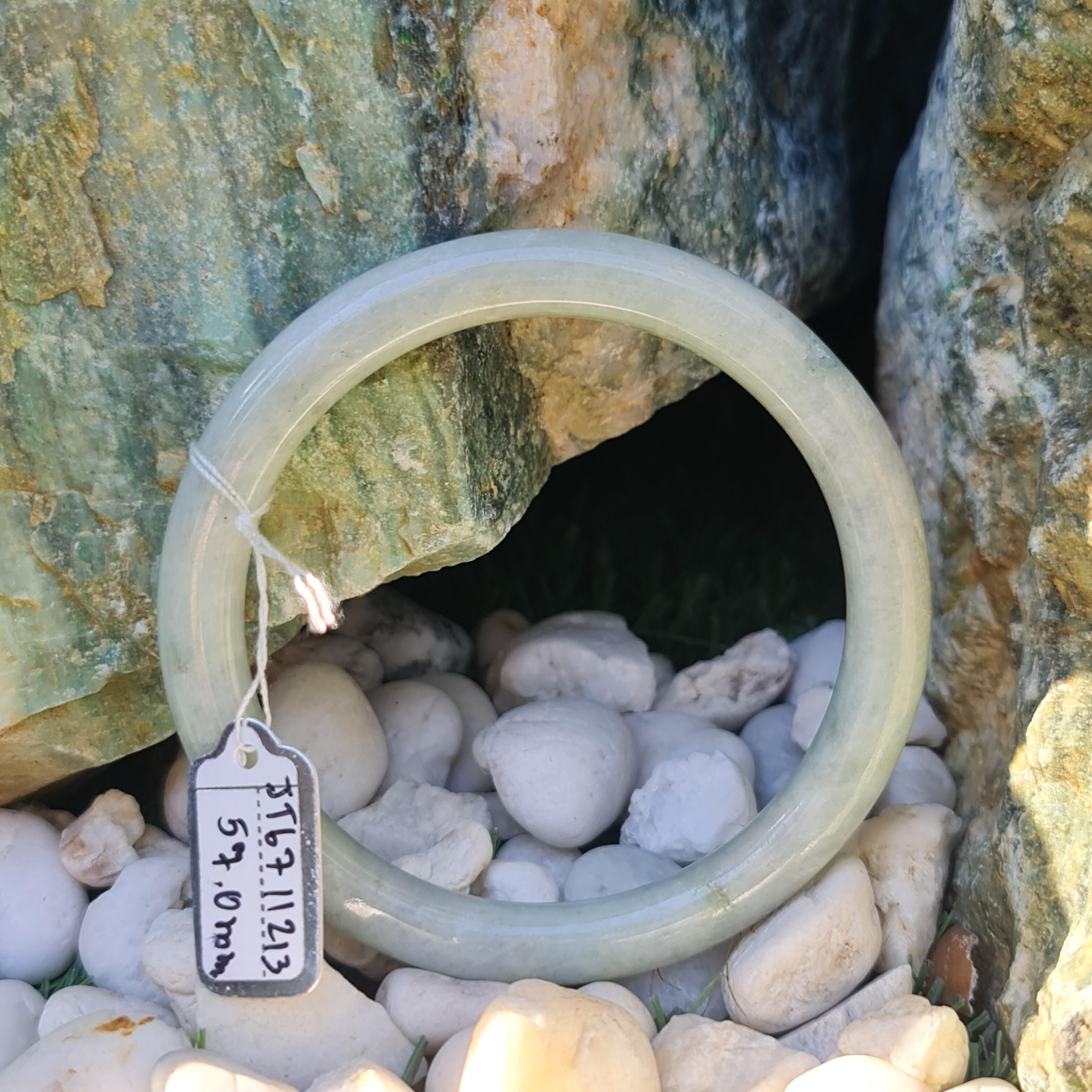 JB6711213 หยก พม่า แท้ Jade กำไลหยก 57.0 มม. (Jadeite bracelet) พม่า (Myanmar)