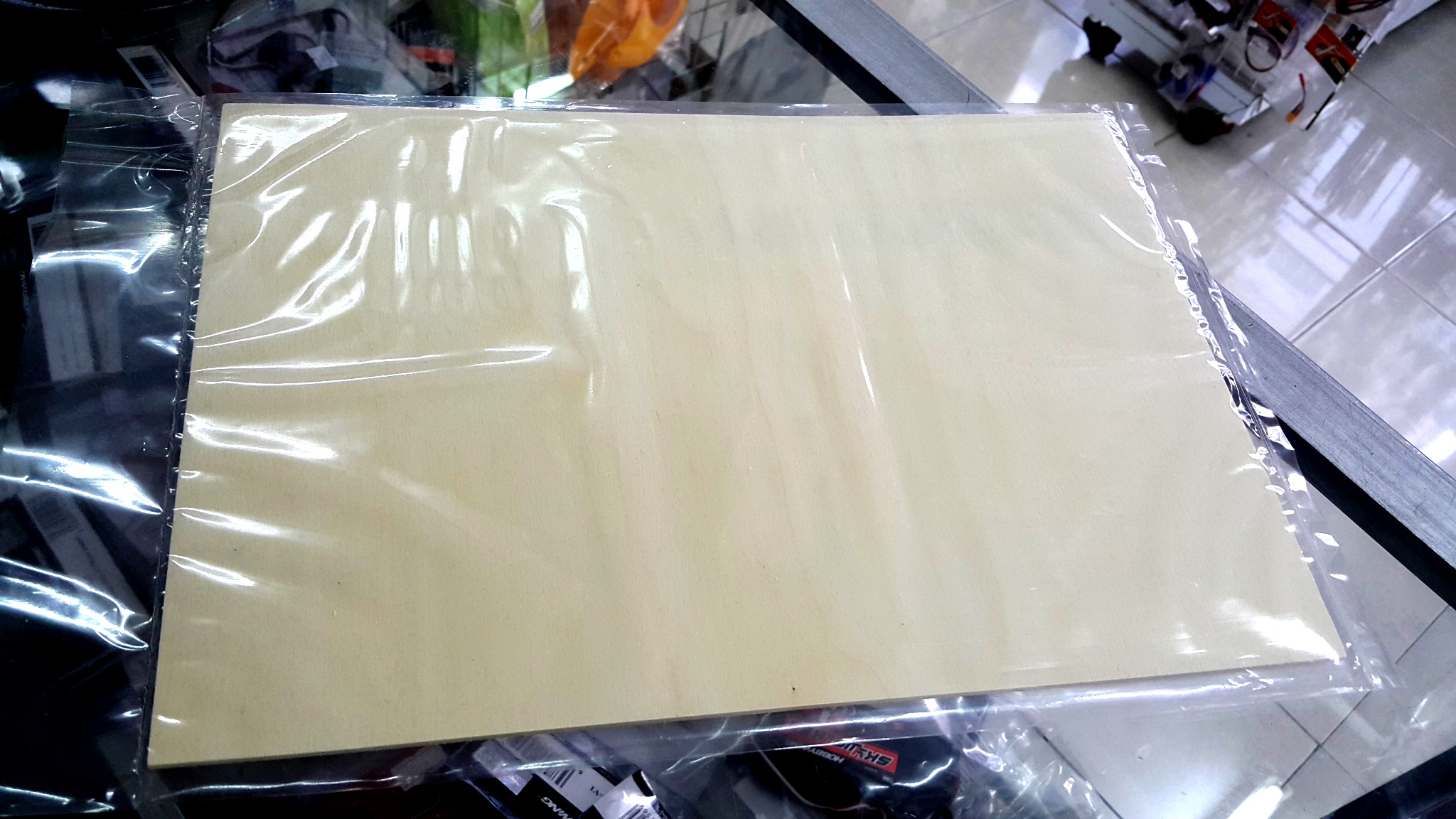 ไม้อัด Plywood หนา 2.5มม. ขนาดเท่ากระดาษ A4 (ส่ง ป.ณ.ได้) ทำแท่นเครื่อง ดามใต้ท้อง และดาม Firewall ช่วงหน้าเครื่องบิน PYW250-30