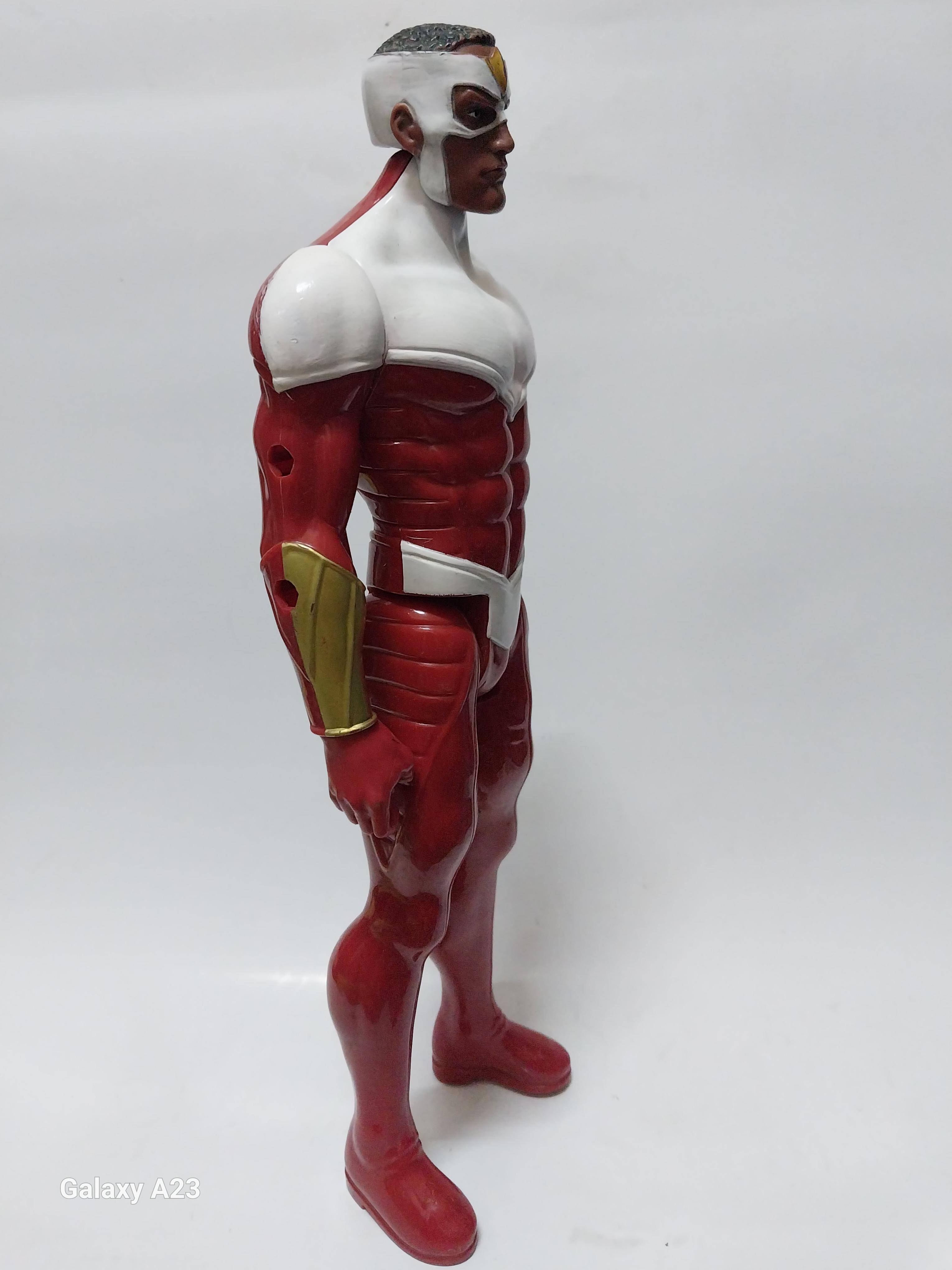 มีหลายภาพ ฟิกเกอร์ฮอฟแมน ซ่อมสีบริเวณสีขาว ขนาด 12 นิ้ว แขนซ้ายหลวมเล็กน้อย ตามภาพ ของแท้มีตราปั๊มใต้เท้า