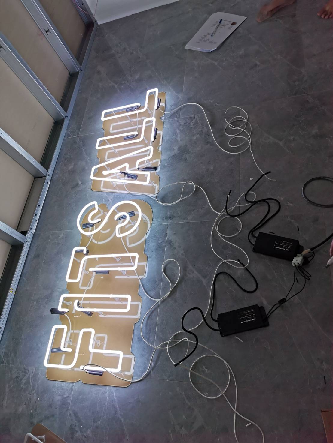 ป้ายไฟดัด - FITS ALL