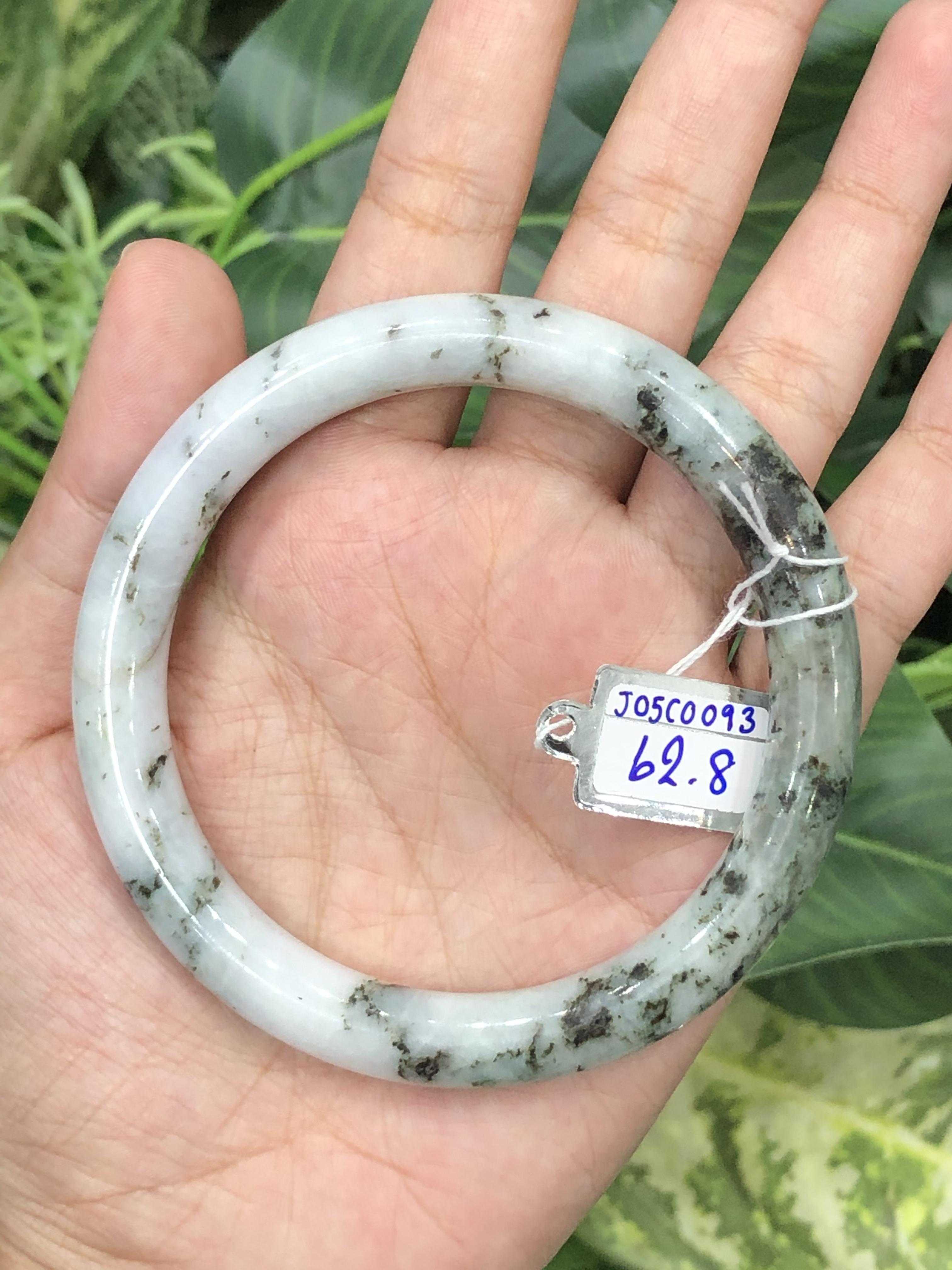 ๋J05C0093 หยก พม่า แท้ Jade กำไลหยก 62.8 มม (Jade bracelet) พม่า (Myanmar)