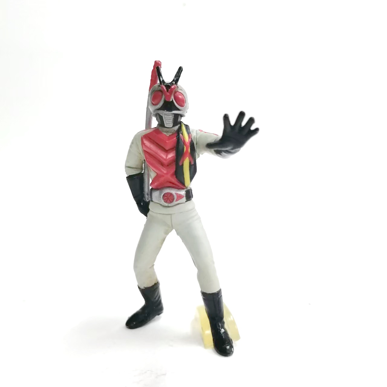 ขนาด3นิ้ว ***มีรอยกาวบางส่วน กาชาปอง ไรเดอร์เอ๊กซ์ ชุดแรก ขนาดตามรูป มือสองของครบ มีฐานน้ำแข็ง