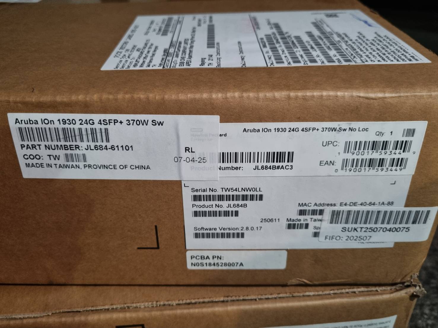 Aruba IOn 1930 24G 4SFP+ 370W Switch ของใหม่ มี 3 ตัว