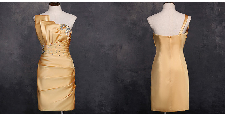 พร้อมส่ง ชุดราตรีสั้น เกาะอก ไหล่เดียว สีทอง ผ้าซาตินเข้ารูป ปักเลื่อมสวยหรู