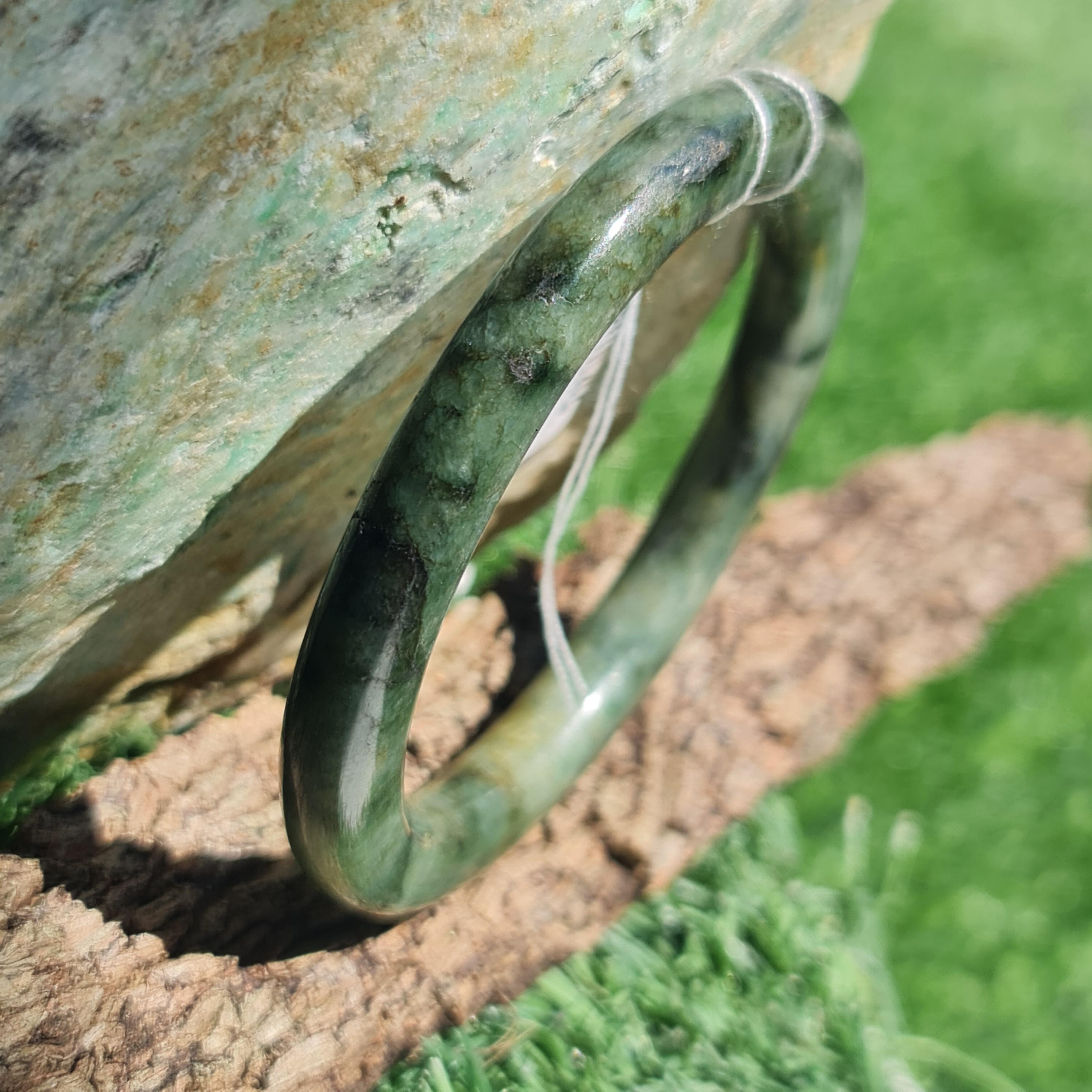 JB6711146 หยก พม่า แท้ Jade กำไลหยก 53.8 มม. (Jadeite bracelet) พม่า (Myanmar)