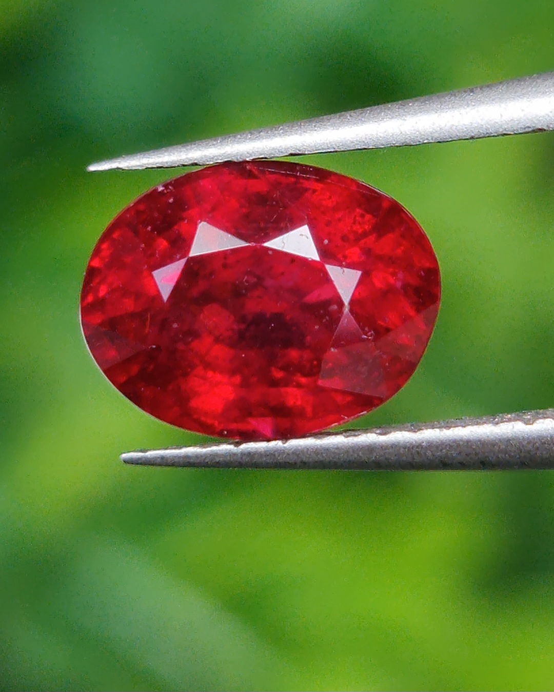 พลอย ทับทิม Ruby sapphire 1.83 กะรัต (Cts.) พลอยแท้ อัญมณีมงคลประจําวันเกิดเครื่องประดับพลอย