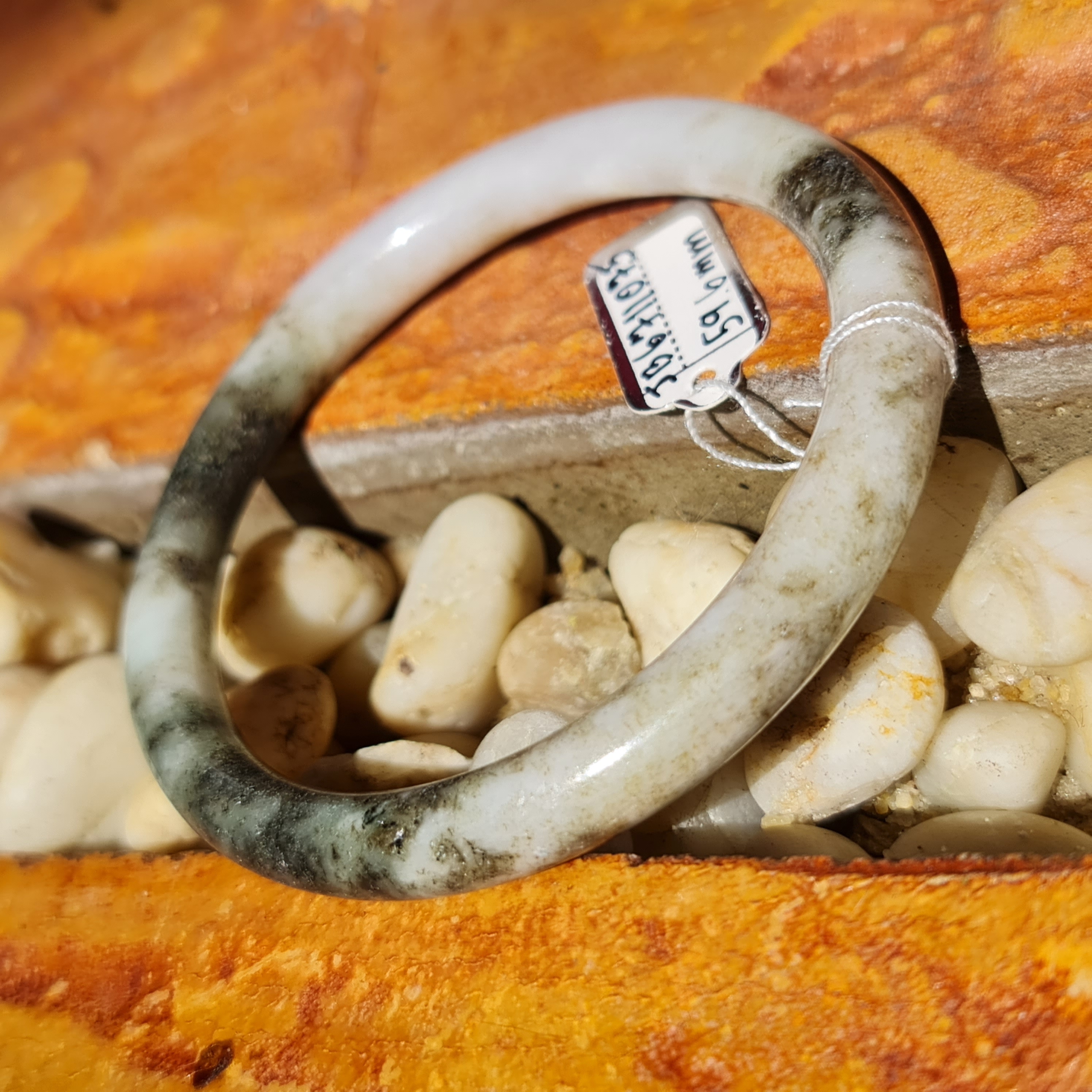 JB6711075 หยก พม่า แท้ Jade กำไลหยก 59.6 มม. (Jadeite bracelet) พม่า (Myanmar)