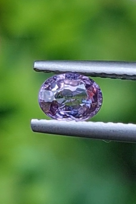 พลอย เพอเพิล แซฟไฟร์ สีม่วง Purple Sapphire ดิบ Unheated 0.45 กะรัต (Cts.) พลอยแท้ อัญมณีมงคลประจําวันเกิด เครื่องประดับพลอย