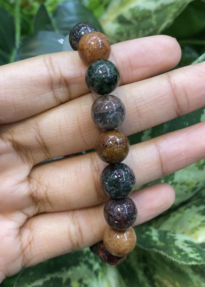 กำไลพลอยแท้ โป่งข่าม Phantom Quartz Bracelet