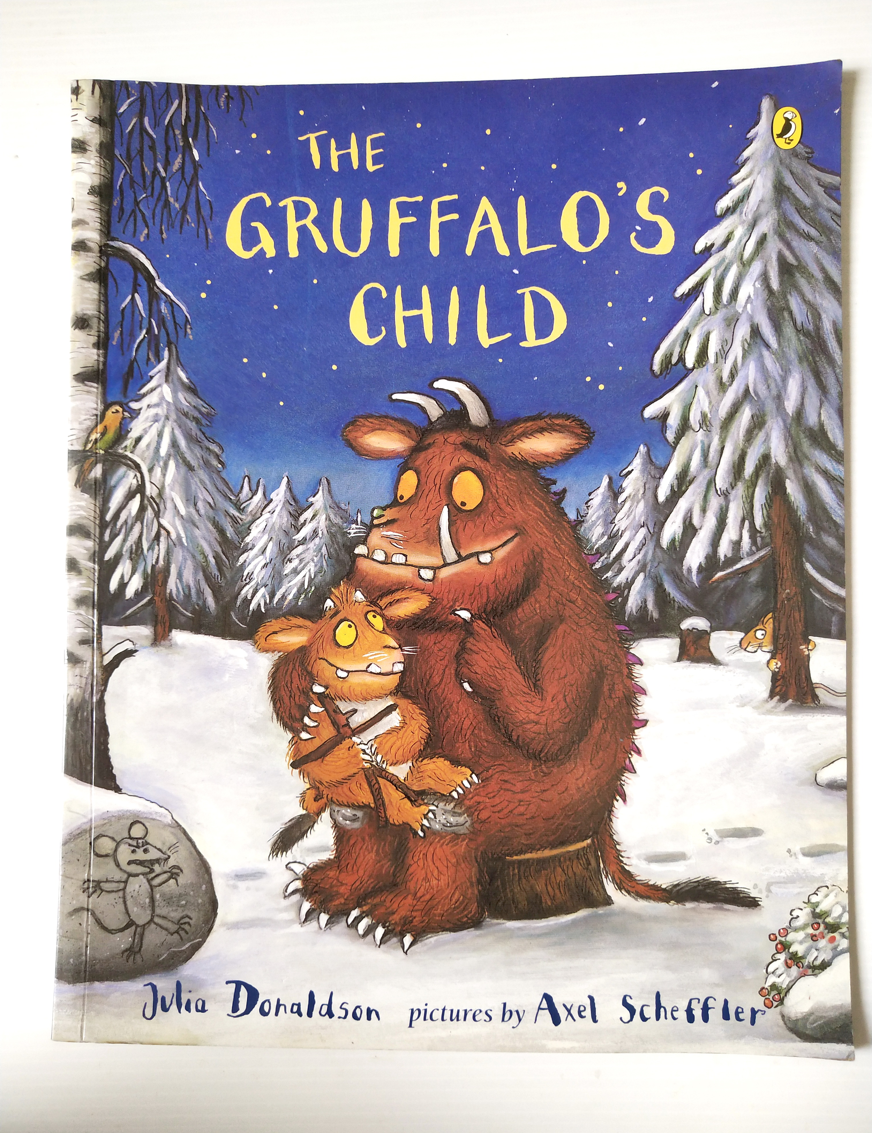 หนังสือนิทาน**มีตำหนิ โปรดตรวจสอบทุกภาพ ฉบับภาษาอังกฤษ The Gruffalo's child โดย Julia Donaldson ,ภาพโดย Axel Scheffler