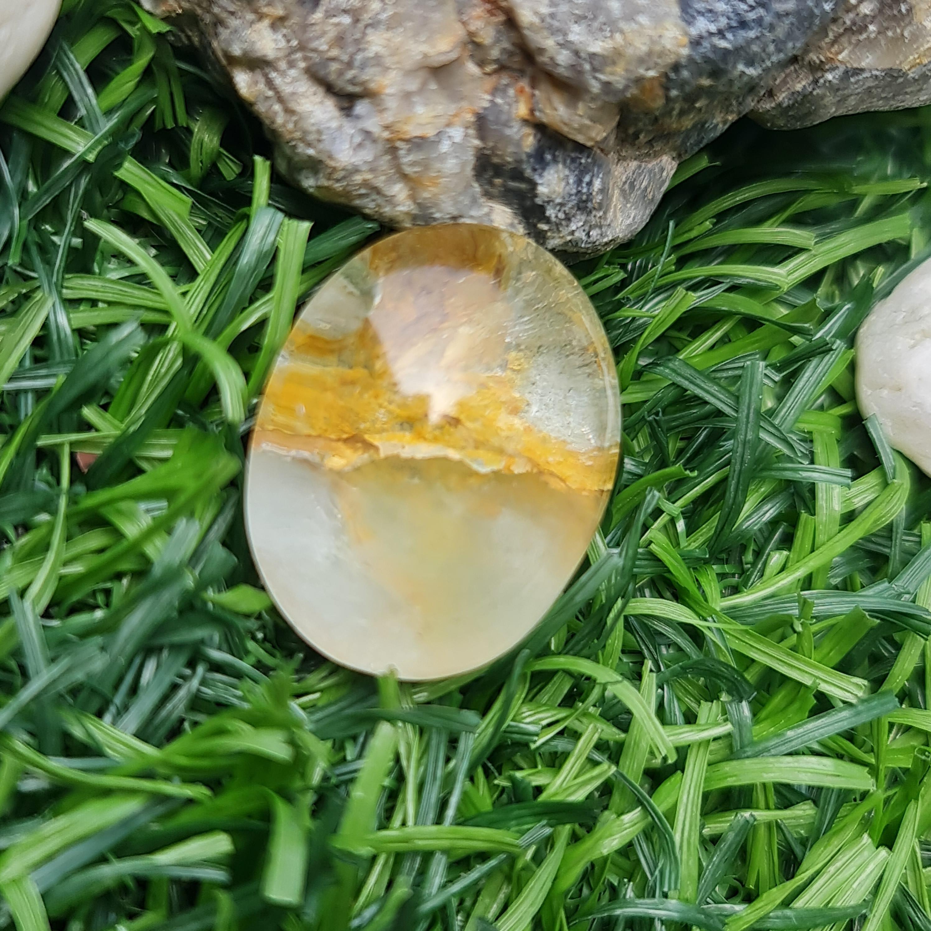 โป่งข่าม ควอตซ์ Rutilated Quartz 31.50 กะรัต Cts. พลอยแท้ อัญมณีมงคลประจําวันเกิด เครื่องประดับพลอย