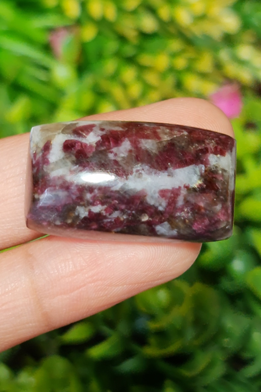พลอย ทัวร์มารีน (Tourmaline) 75.26 กะรัต (Cts.) อัญมณีมงคลประจําวันเกิด เครื่องประดับพลอย