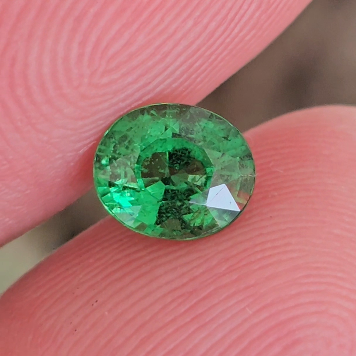 พลอย ซาโวไรท์ Tsavorite Garnet 1.06 กะรัต (Cts.) ดิบ Unheated พร้อมใบเซอร์ อัญมณีมงคลประจําวันเกิด เครื่องประดับพลอย