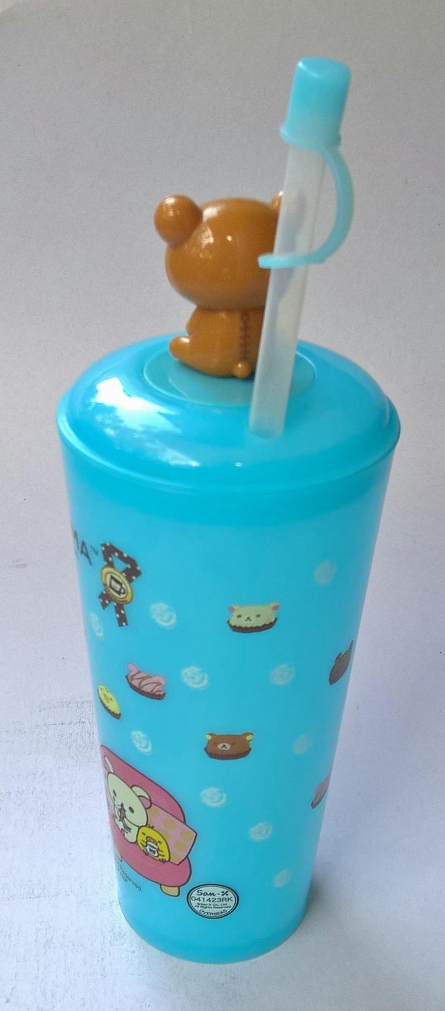 Collectible Plastic Grass"Brown Rilakkuma Topper on the Blue Cute Printed Grass" ,ของสะสมจาก7-11 แก้วพลาสติกสีฟ้าพิมพ์ลายน่ารัก พร้อมท๊อปเปอร์ หมีรีลัคคุมะสีน้ำตาล