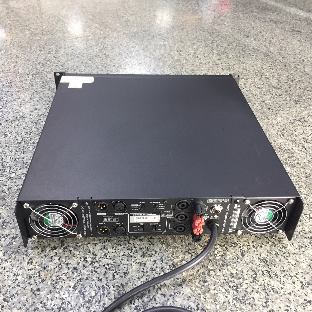 NPE C-1200 POWER AMP