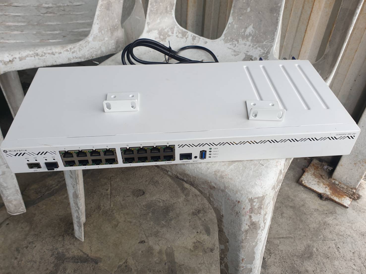 Mikrotik CCR2004-16G-2S+ Cloud Core Router, 16 Port Gigabit, 2 Port SFP+