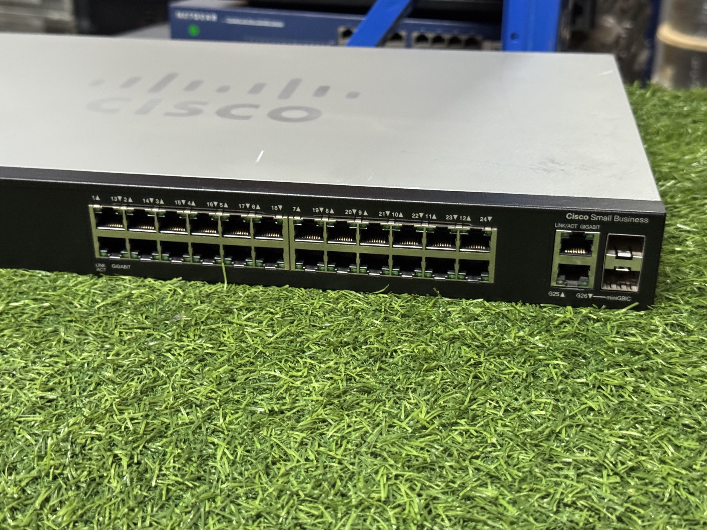 Switch Cisco SG200-26 Gigabit Smart Switch 26-Port