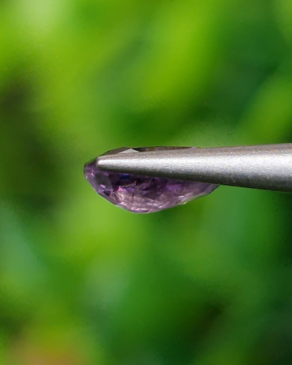 พลอย เพอเพิล แซฟไฟร์ สีม่วง Purple Sapphire ดิบ Unheated 0.75 กะรัต (Cts.) พลอยแท้ อัญมณีมงคลประจําวันเกิด เครื่องประดับพลอย